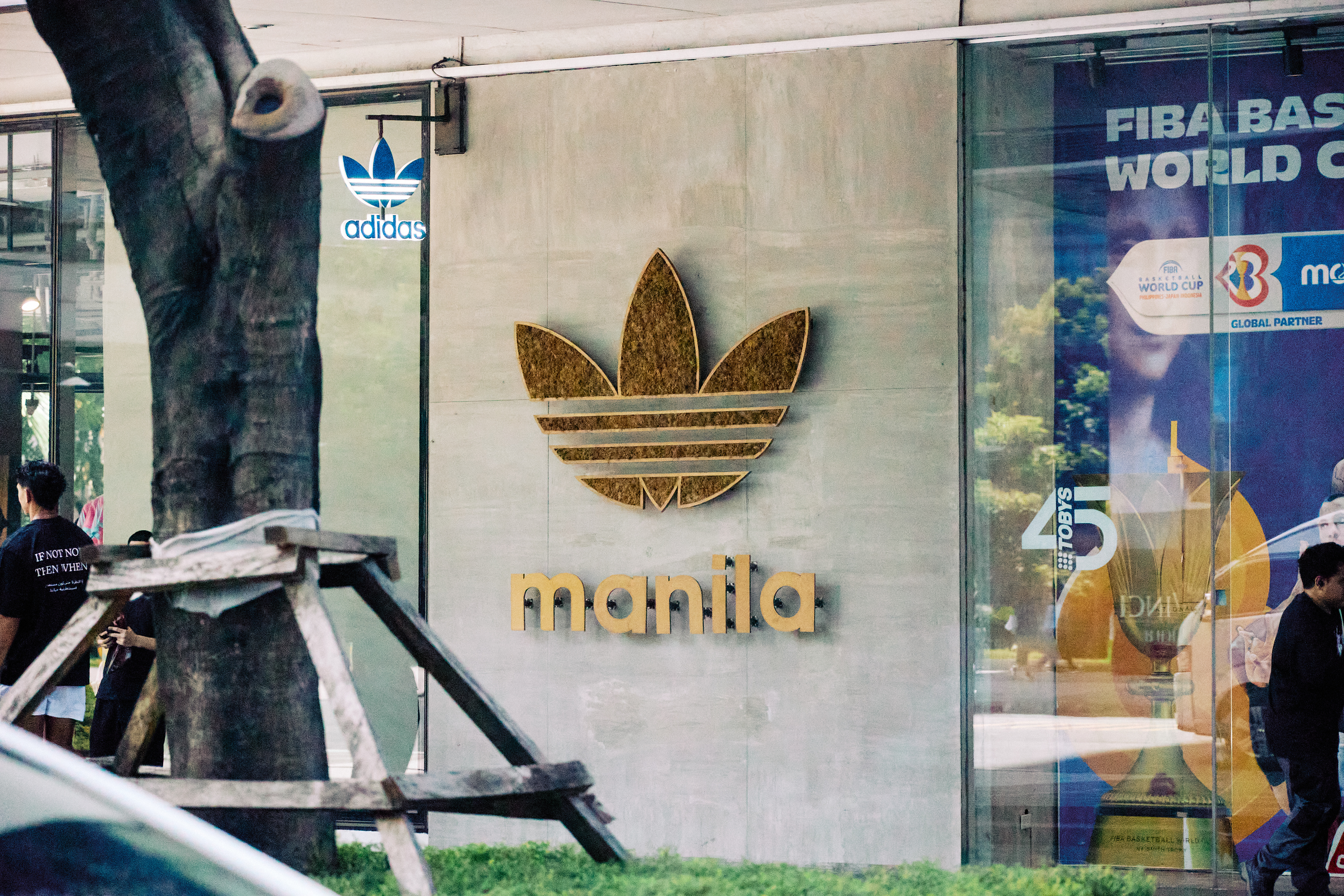 BGC. Canon EOS R6 | Canon RF 24-105mm F4L IS USM