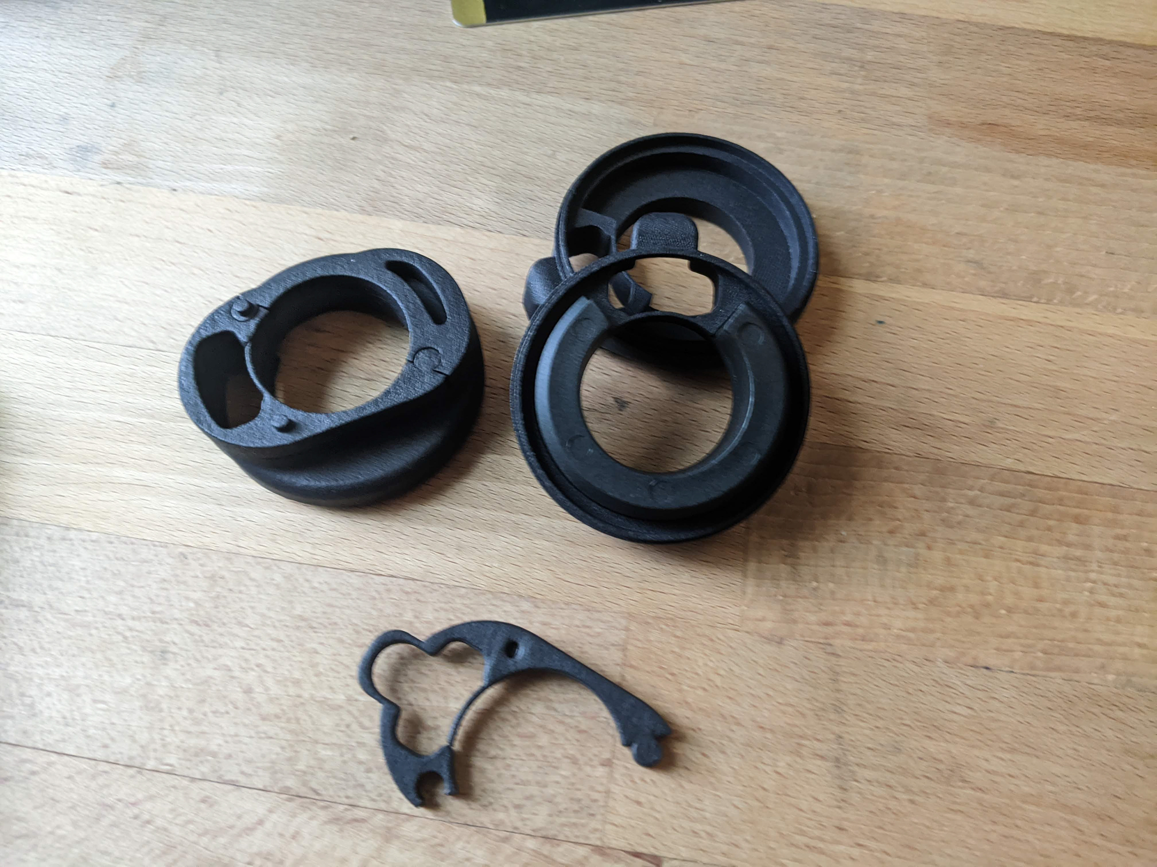 Underside of the headset covers showing the fit with the Deda DCR spacer