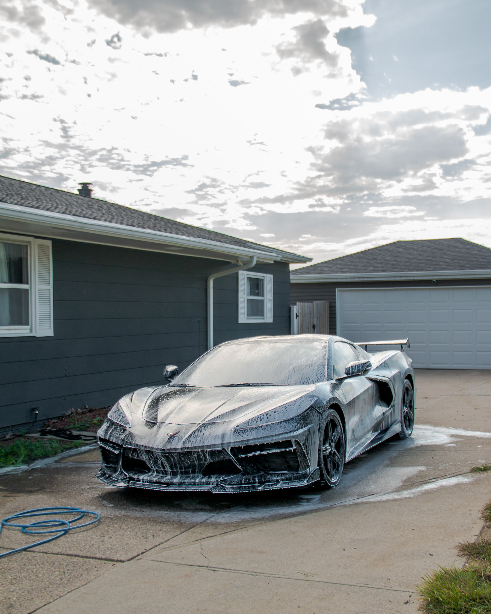 Corvette C8 — frame 9