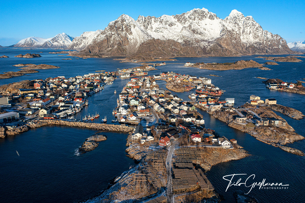 Henningsvaer