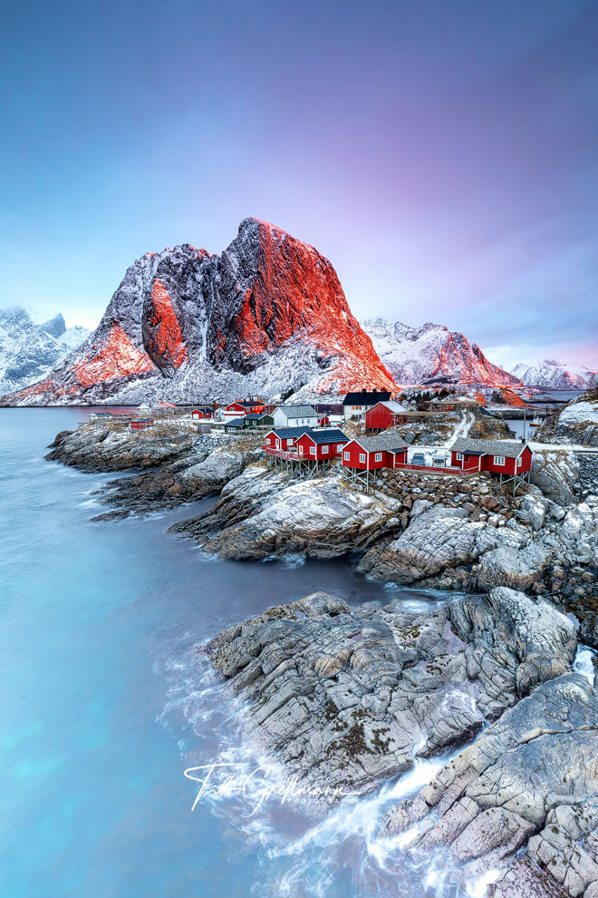 Hamnoy at sunrise