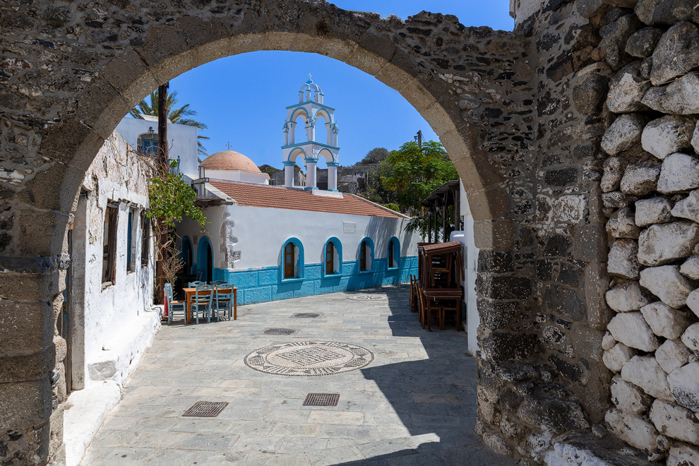 Emporios