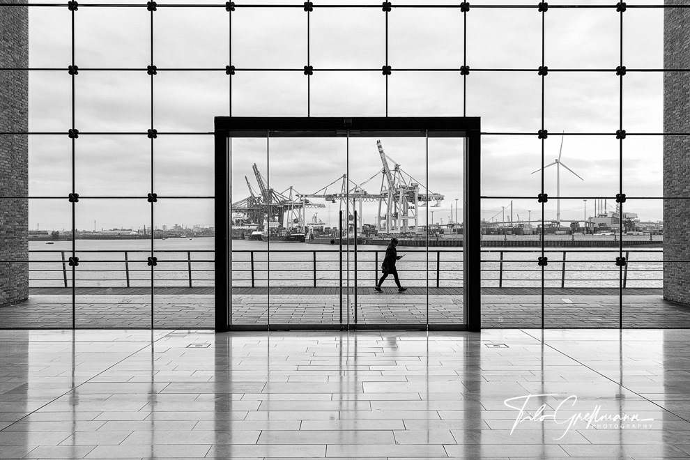 Hamburger Hafen - Port of Hamburg