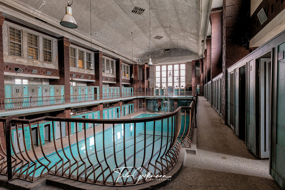 Schwimmhalle für Männer