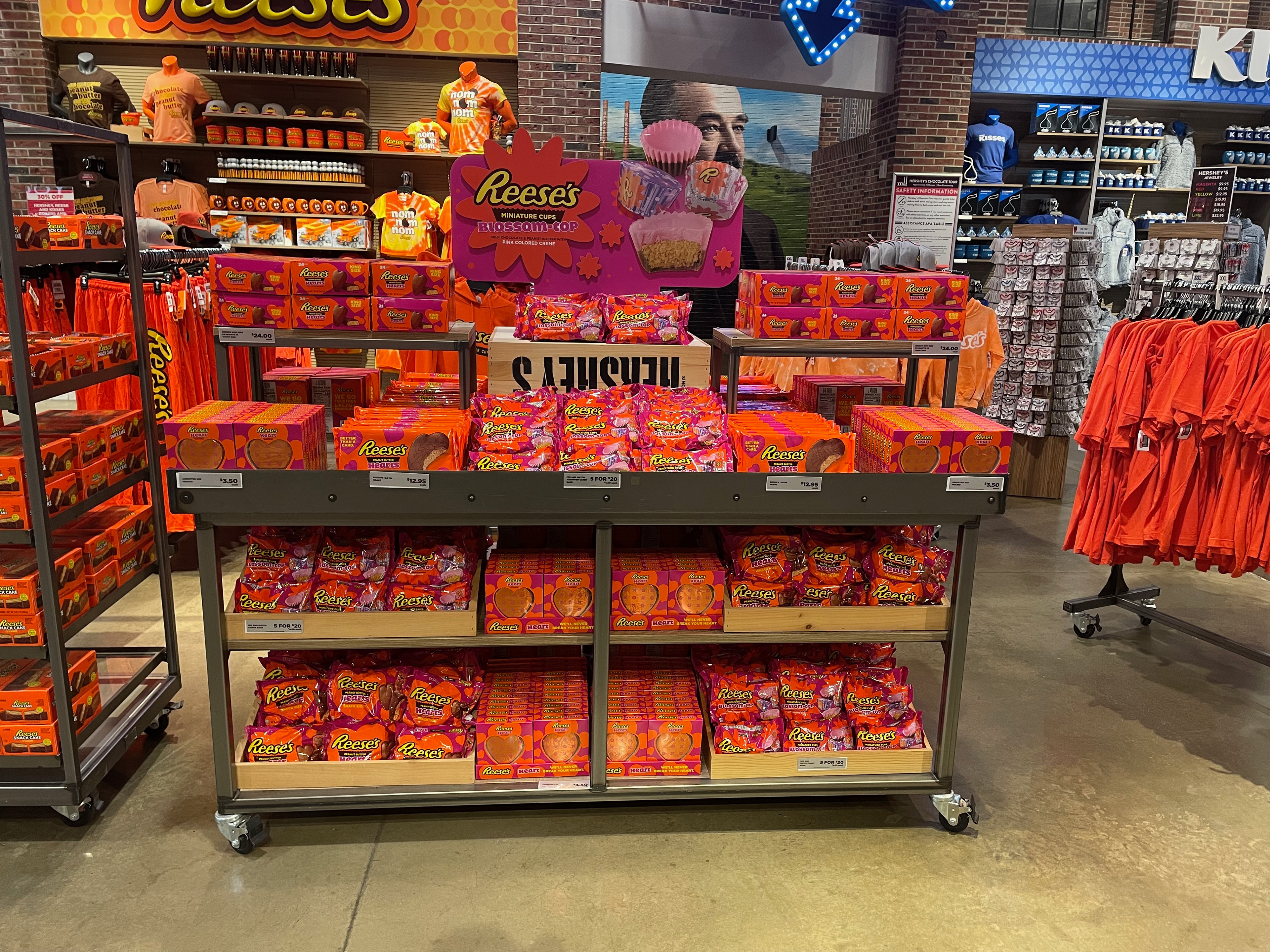 Easter Table - Reese's