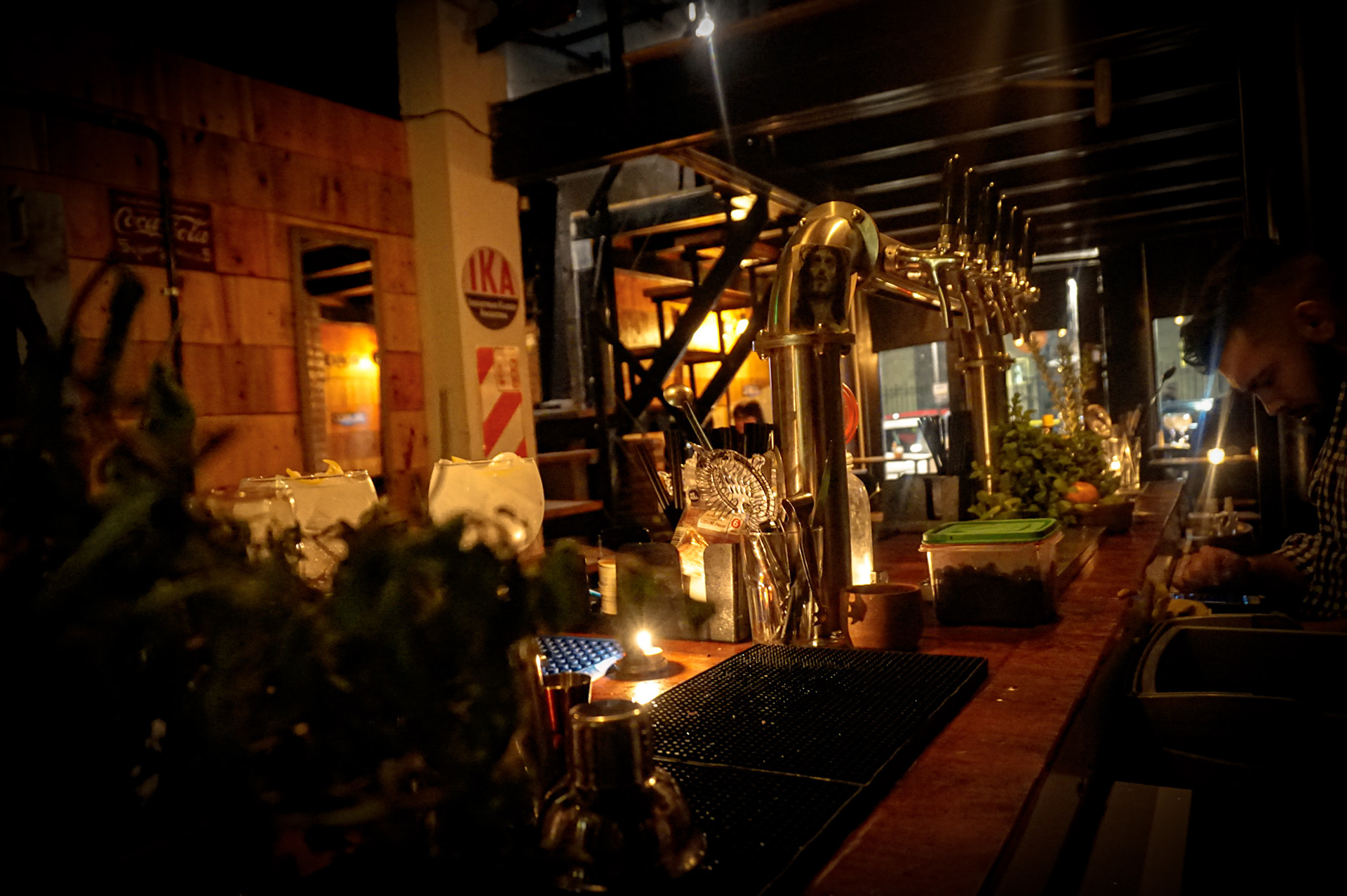 Advertising, design, photography and branding