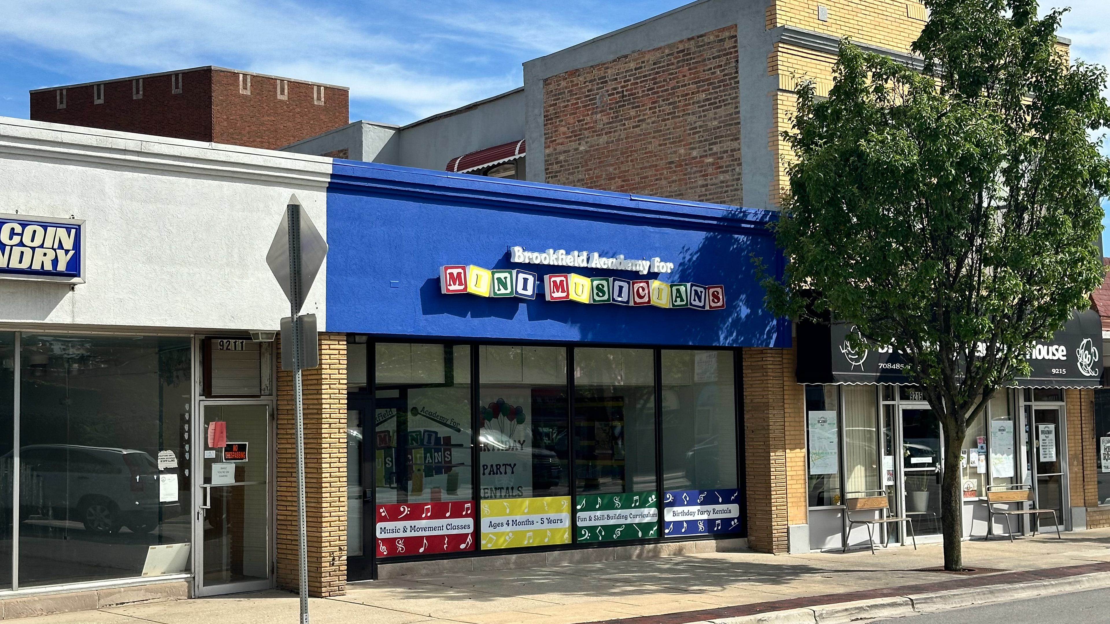 Digitally Printed Vinyl Graphics & Channel Letters