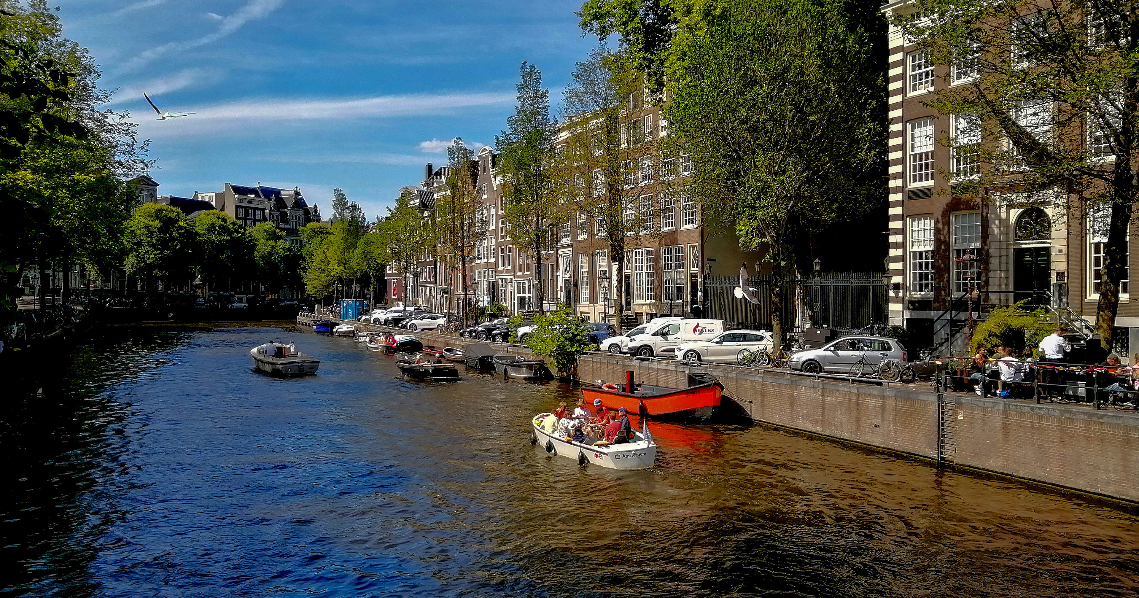 Life on the Canal, Amsterdam