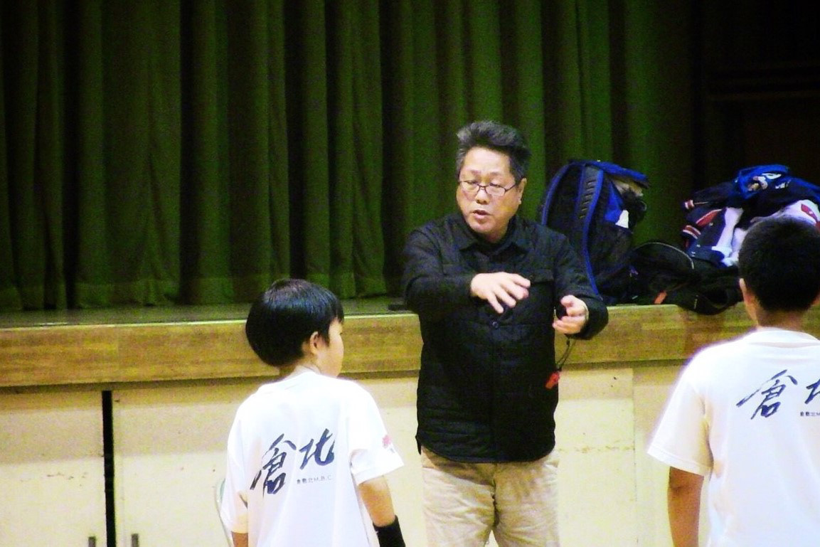 コーチ：三宅  一央