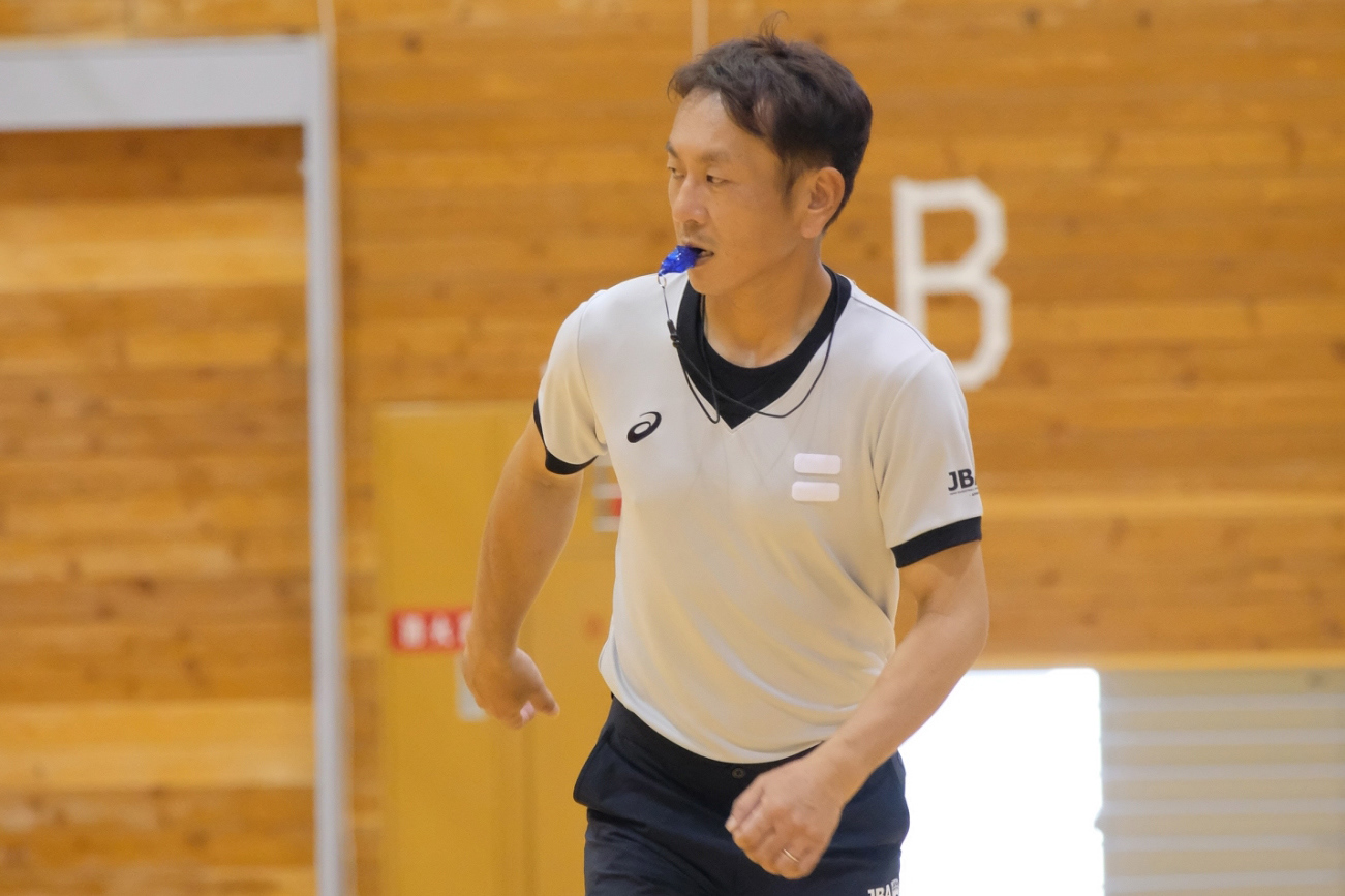 コーチ：貝原　秀樹