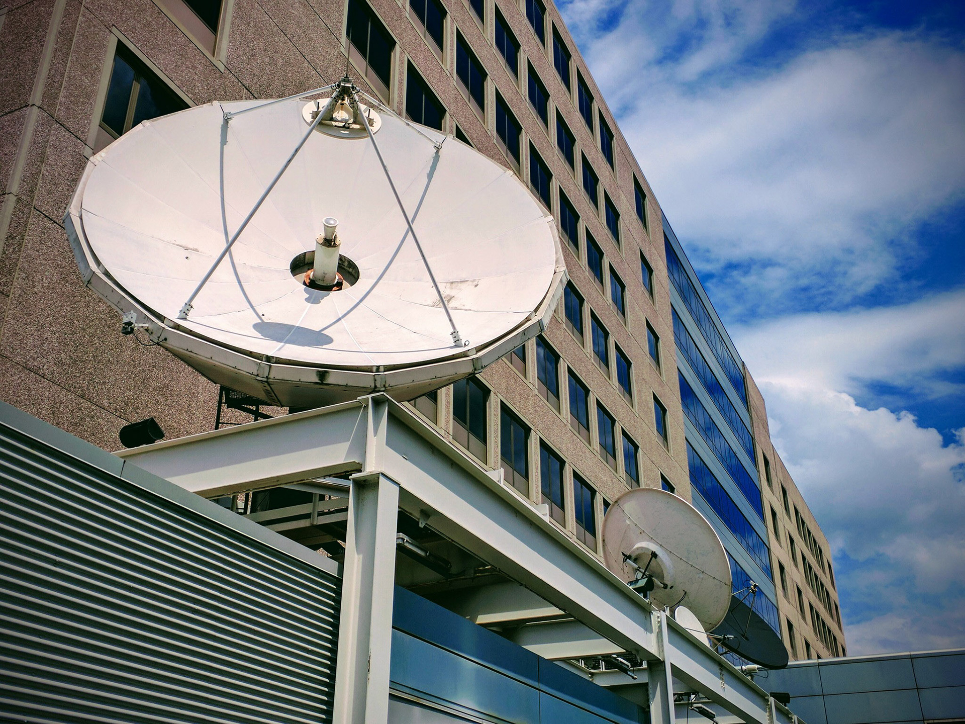 Satellite transmitter at WHYY-TV