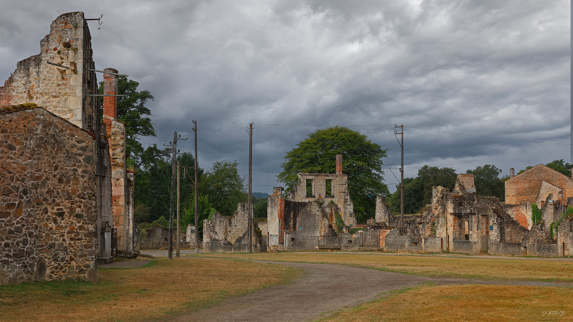 Oradour s/ Glane, France 2024.09 - #OA004