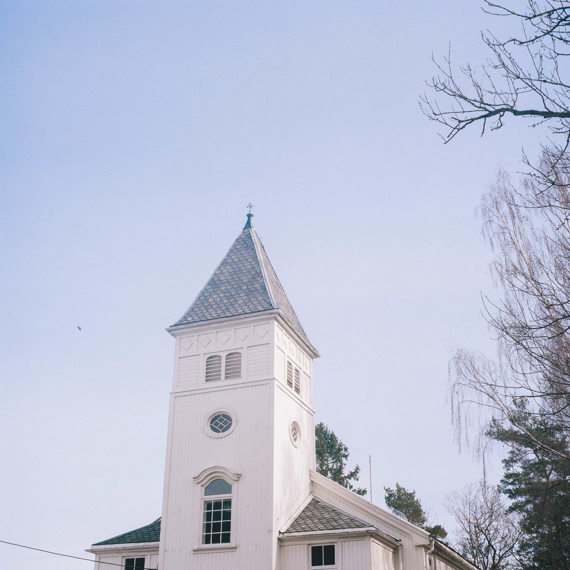 Nærsnes church is being used for religious services once a month, and the rest of the time the congregations uses another church in Slemmestad.