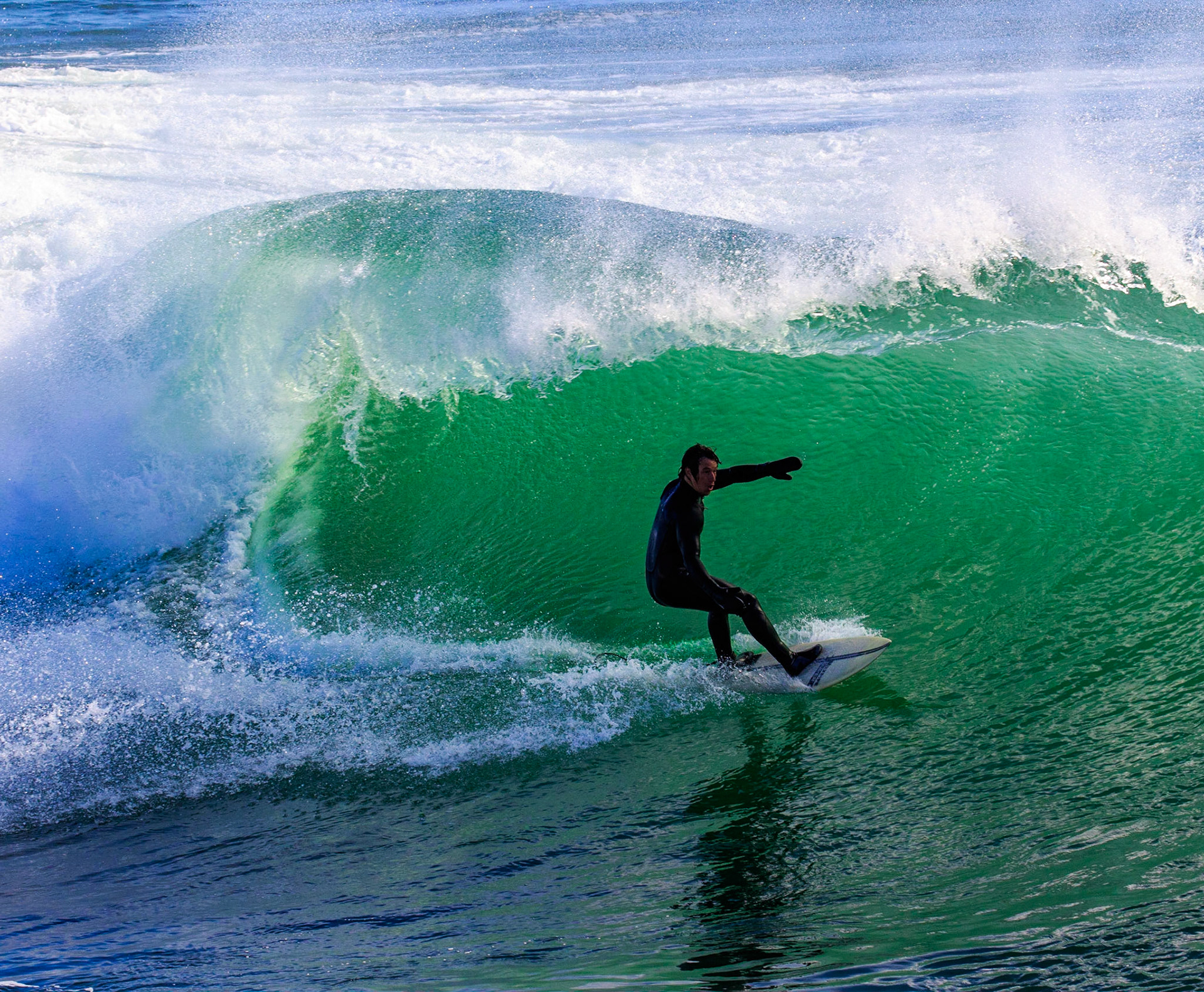 Another great wave at Steamer Lane
