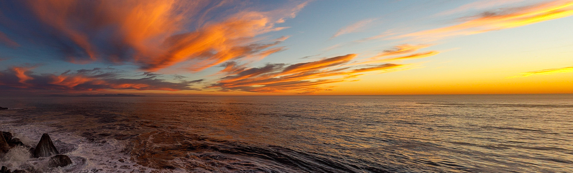 The sun sets over the Pacific Ocean, Westcliff Drive, Santa Cruz