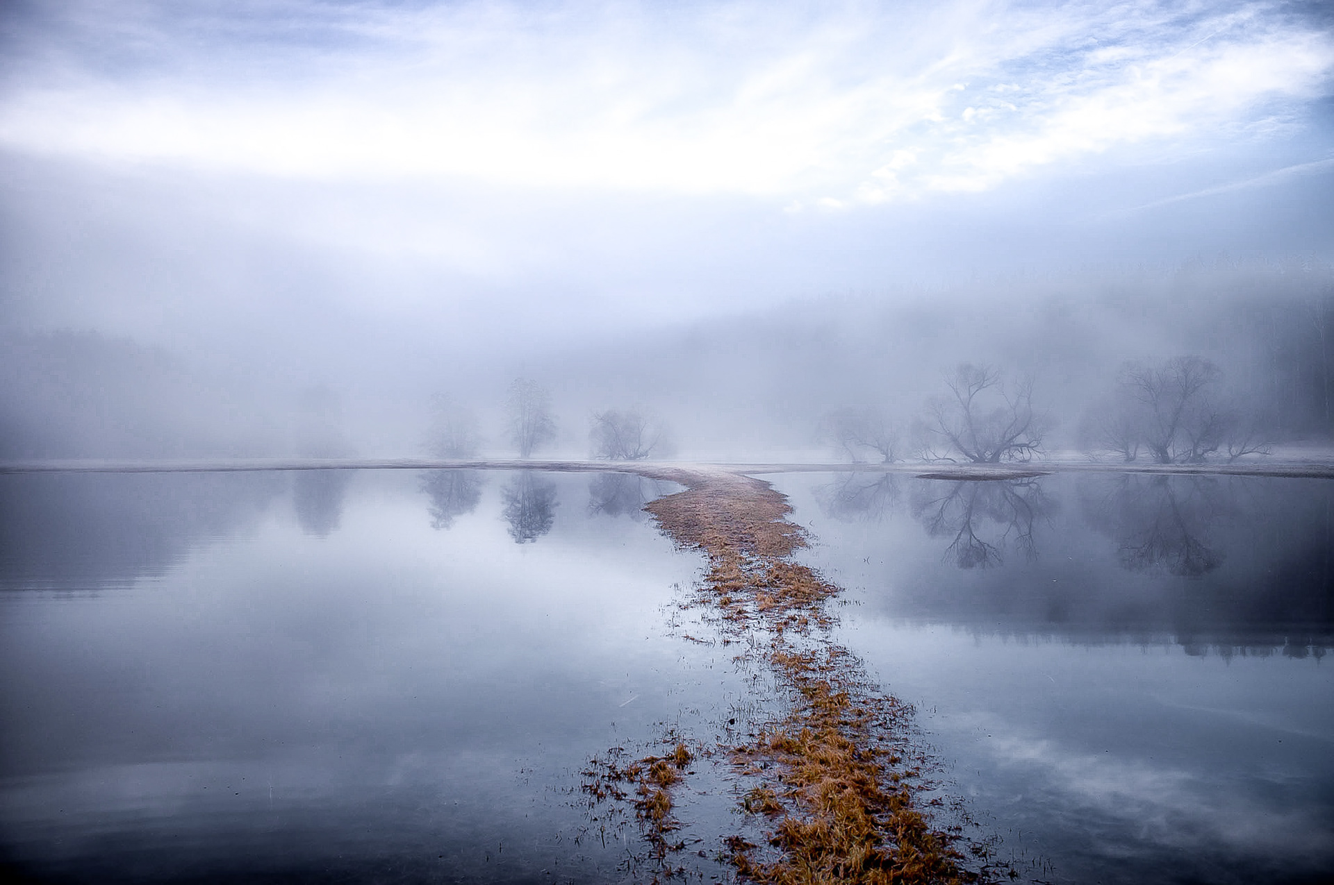 der Weg zur anderen Welt
