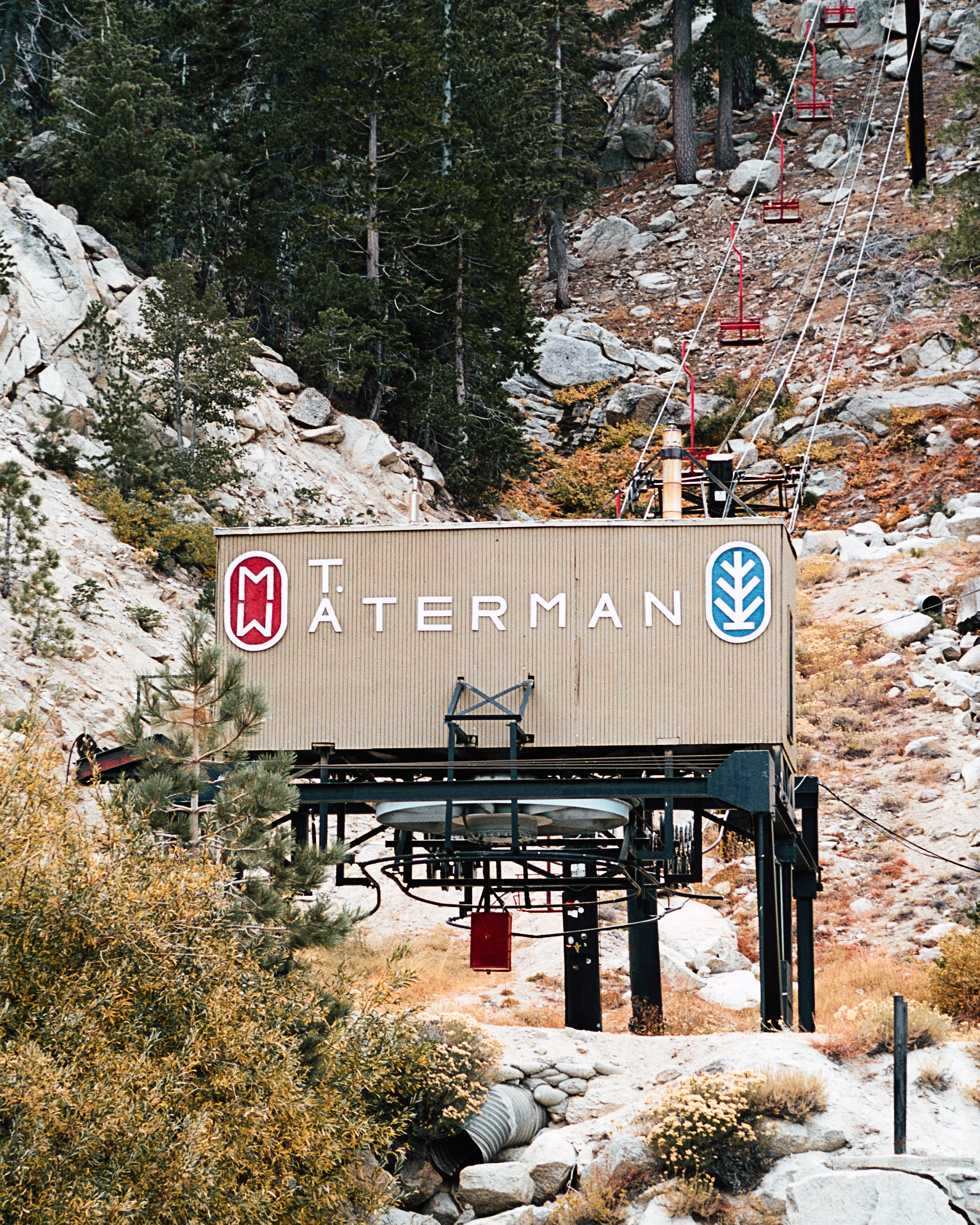 Mt. Waterman, California - Nikon FM | 105mm | F5.6 | 1/125 | Flic Film Elektra 100 (Kodak Aerocolor IV)
