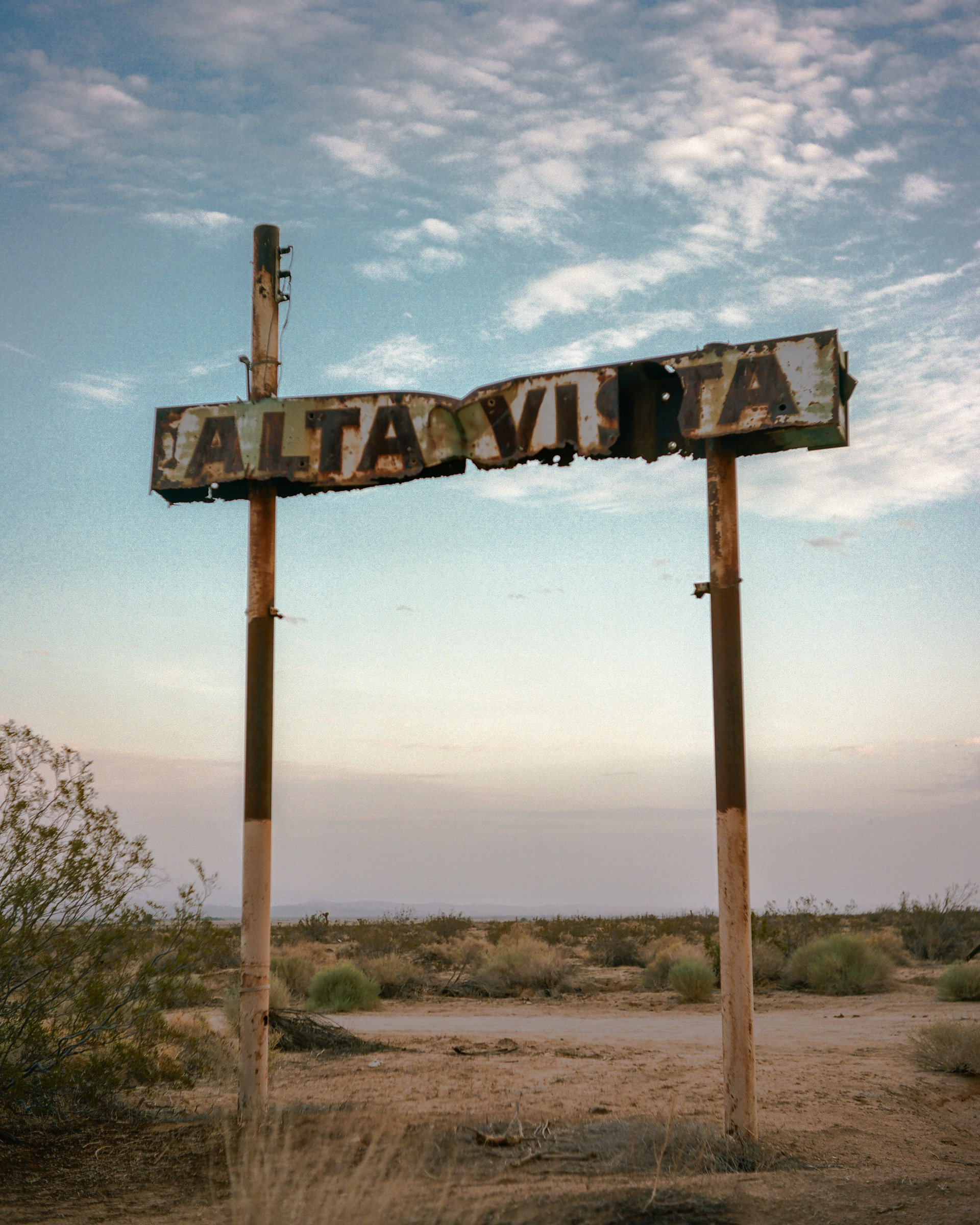 Lancaster, California | Pigeonflex | Portra 160