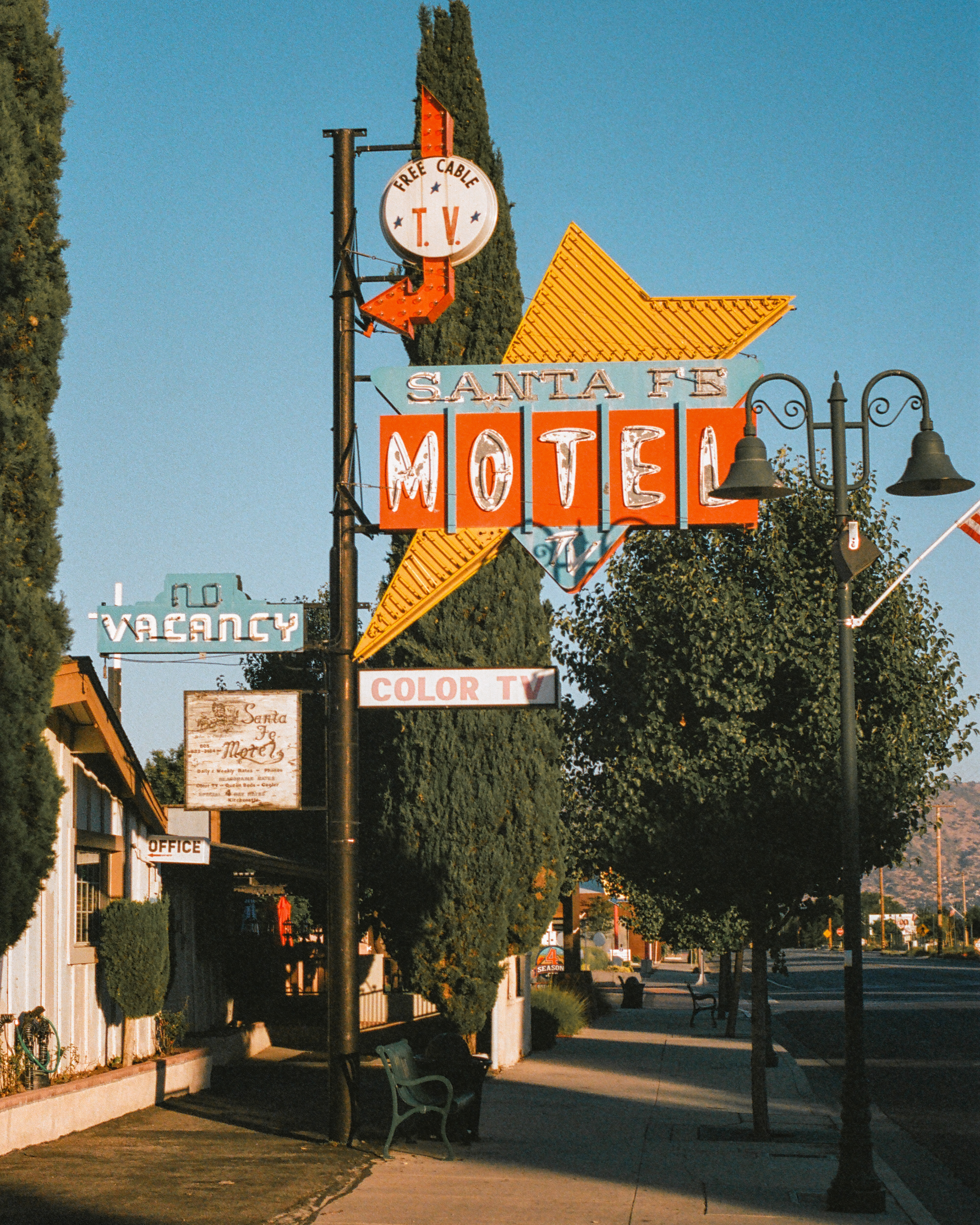 Santa Fe Motel, Tehachapi, California