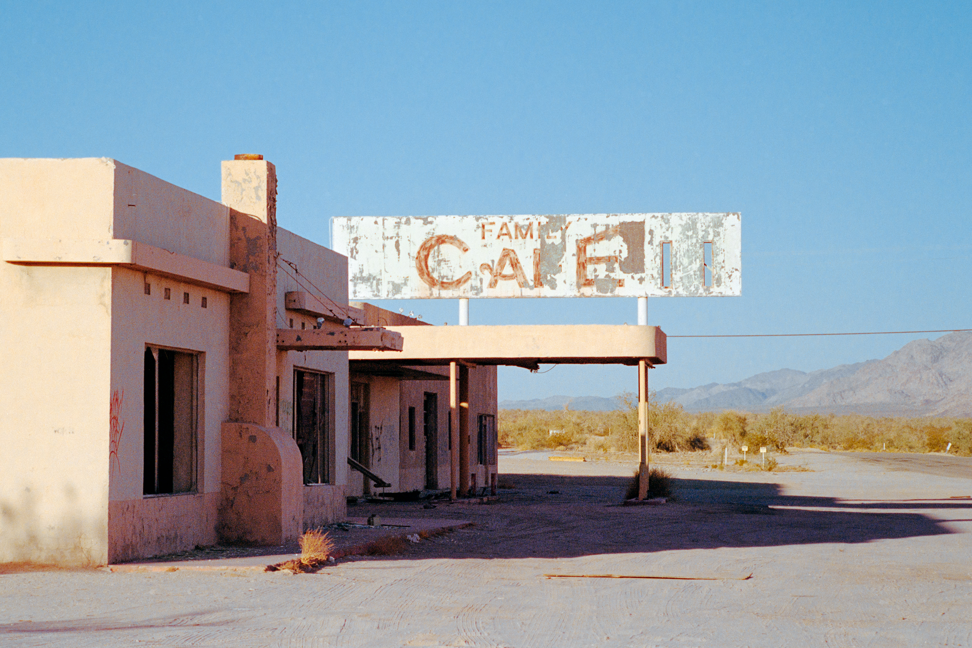 Desert Center, California - Nikon FM | 105mm | F11 | 1/500 | Kodak Portra 400