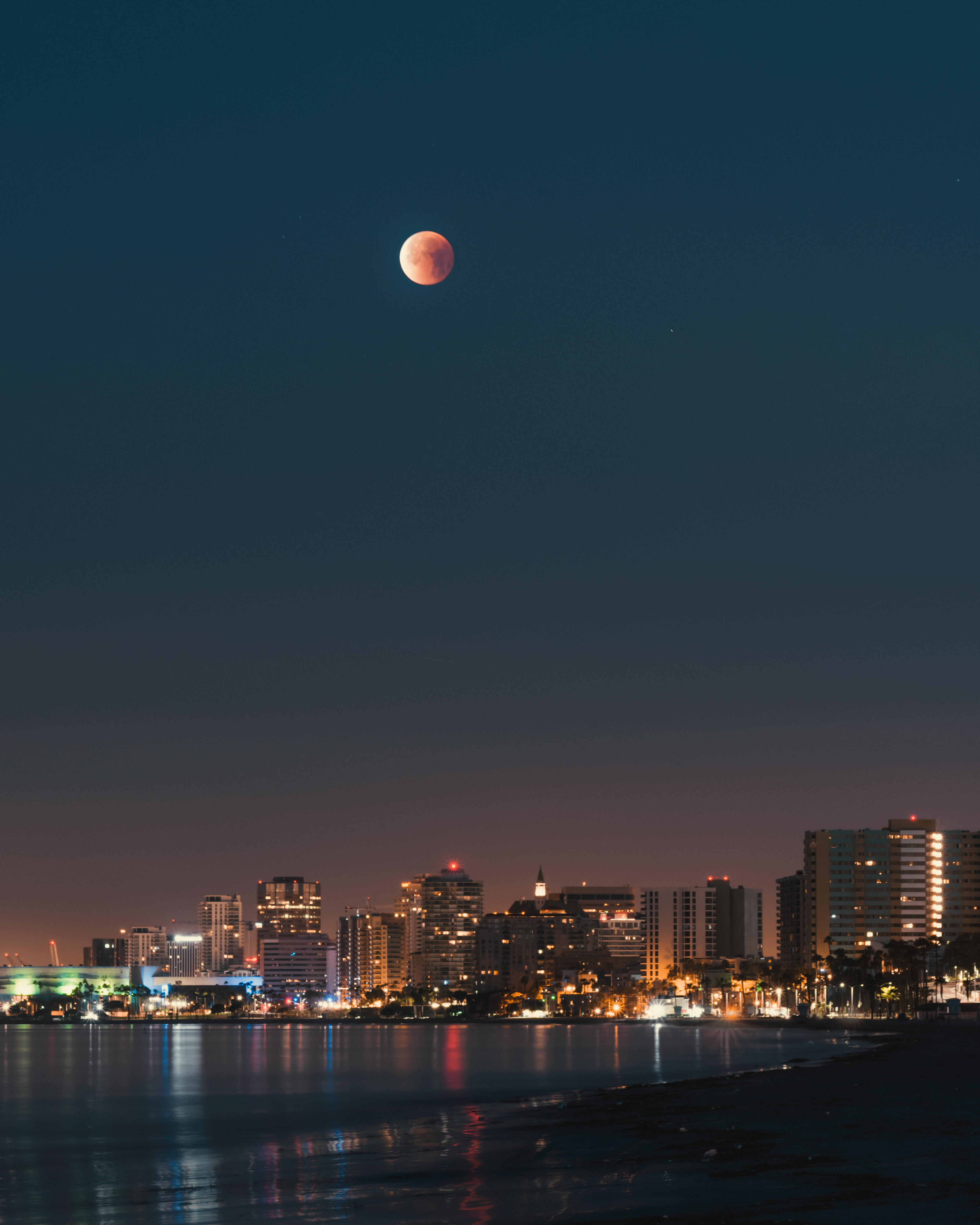 Lunar Eclipse as seen from Long Beach, California January 31, 2018