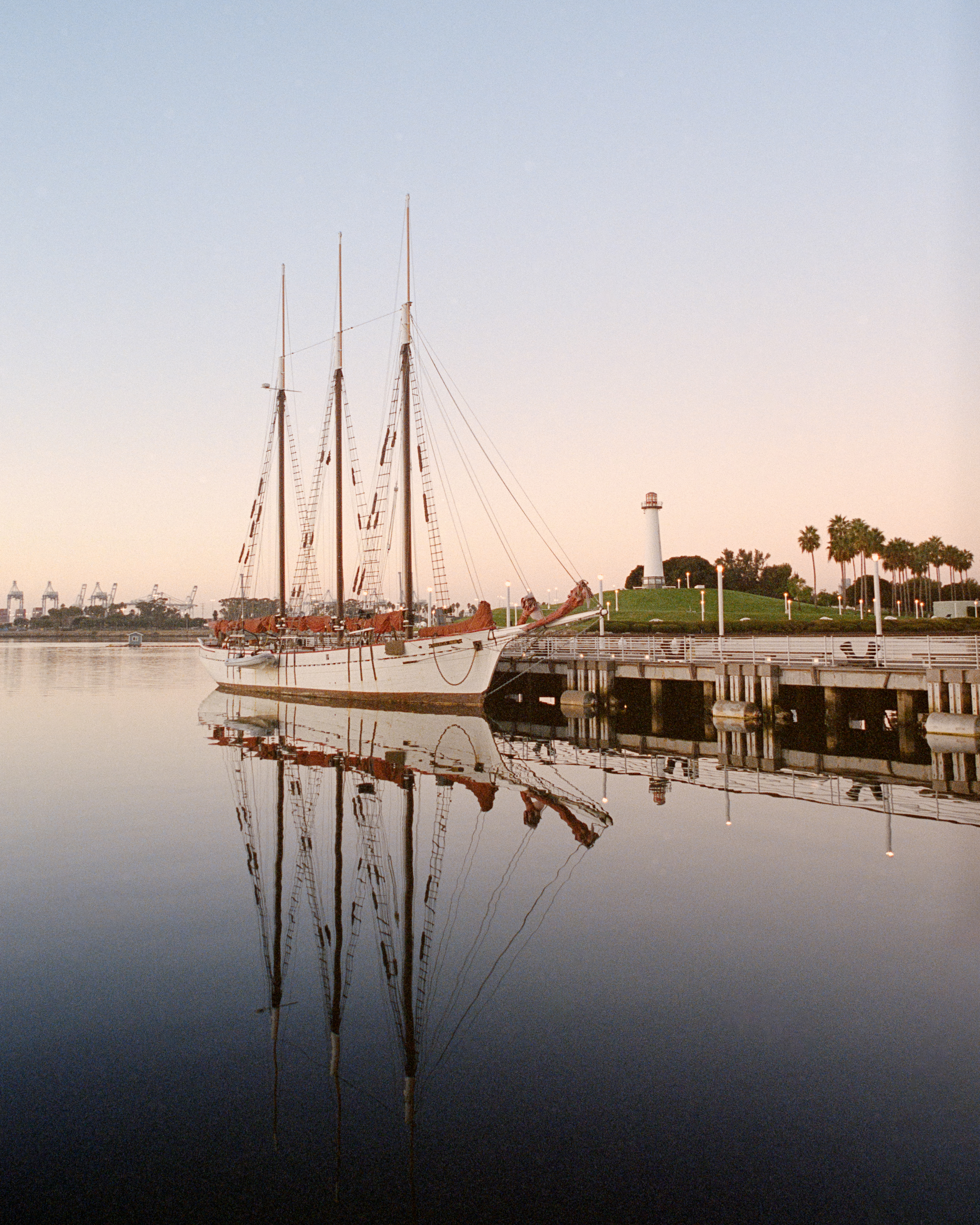 Long Beach, California - Nikon FM | 24mm | F5.6 | 1/60 | Portra 400