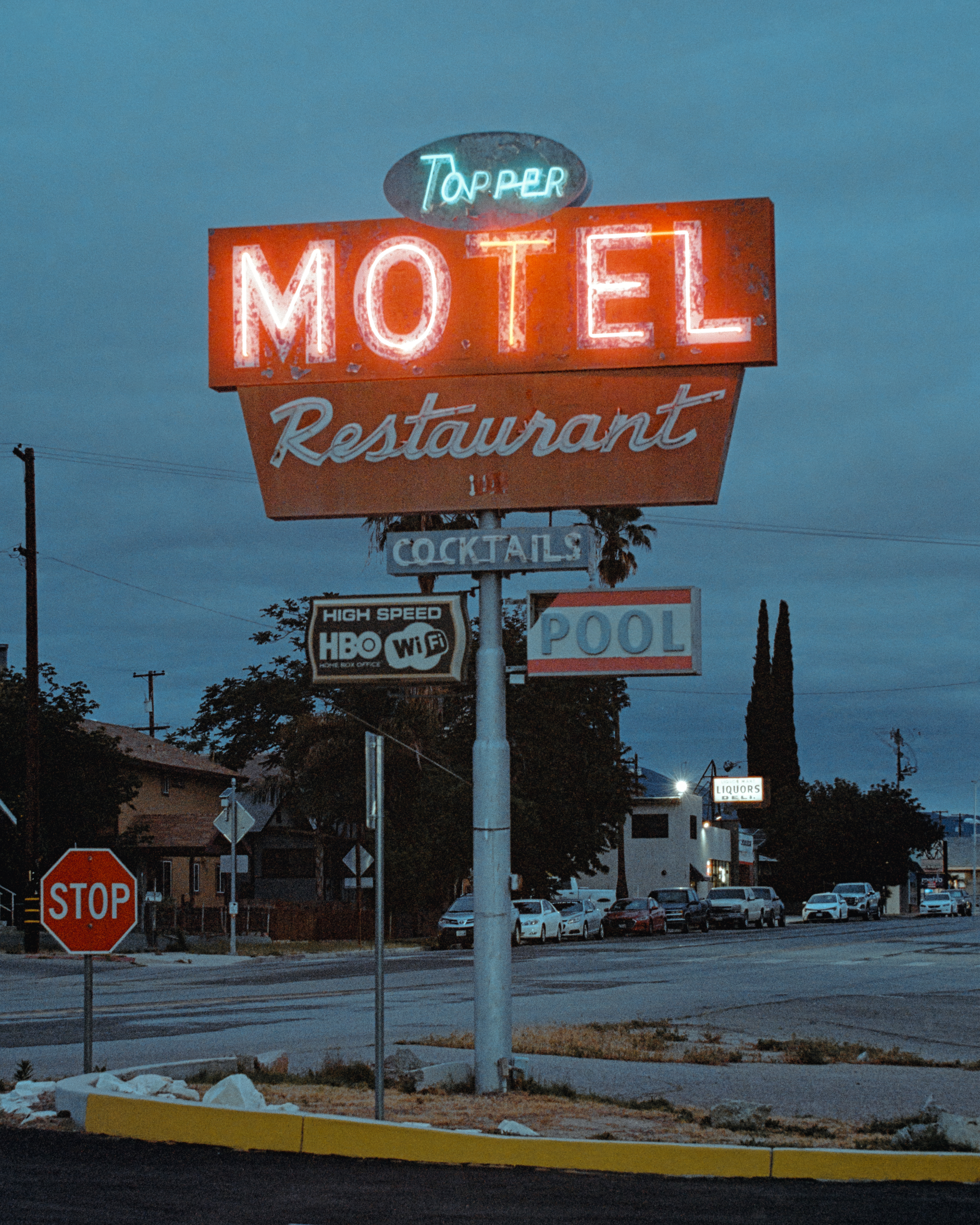 Taft, California - Nikon F4 | 80mm | F4 | 1/8 | Kodak Portra 400