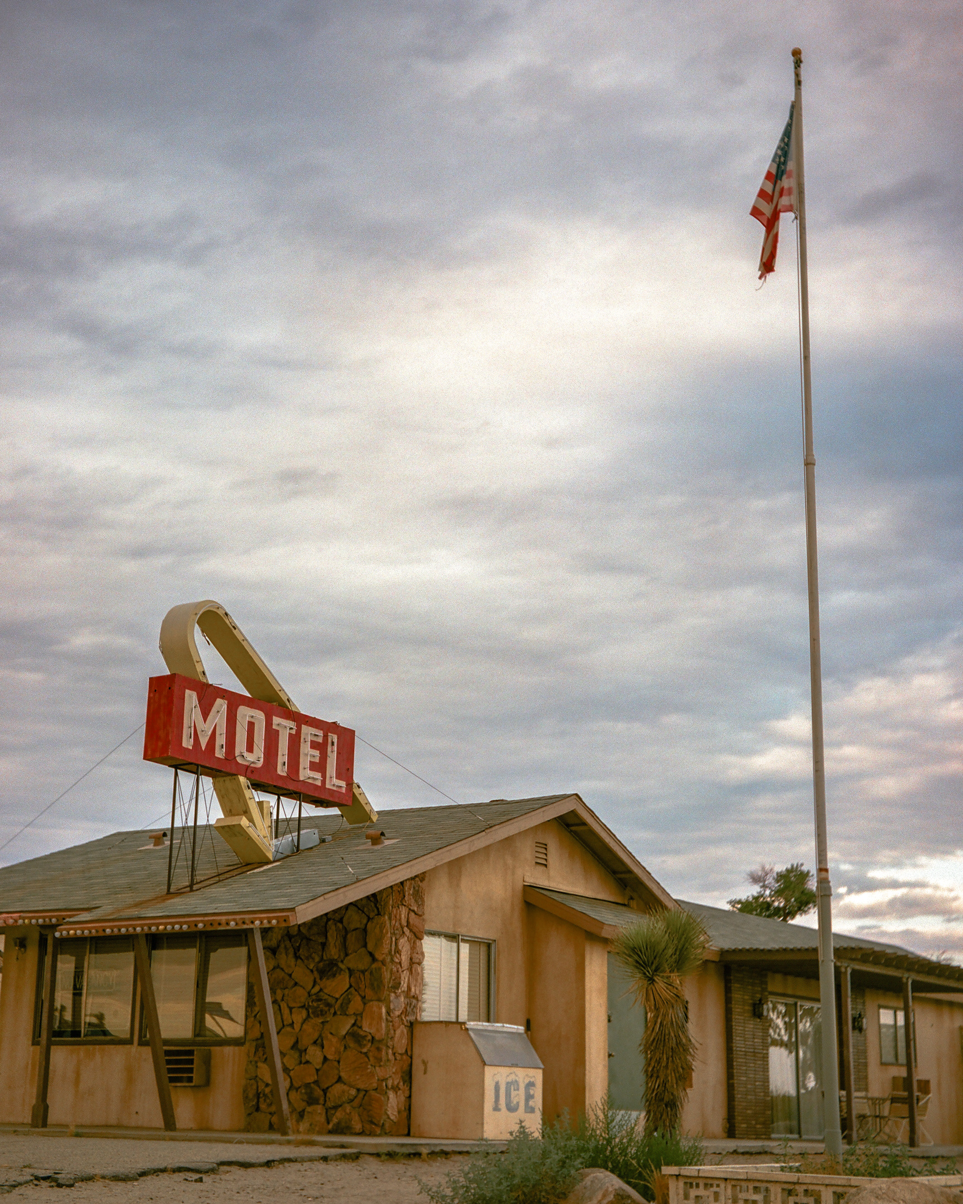 Palmdale, California | Pigeonflex | Portra 160