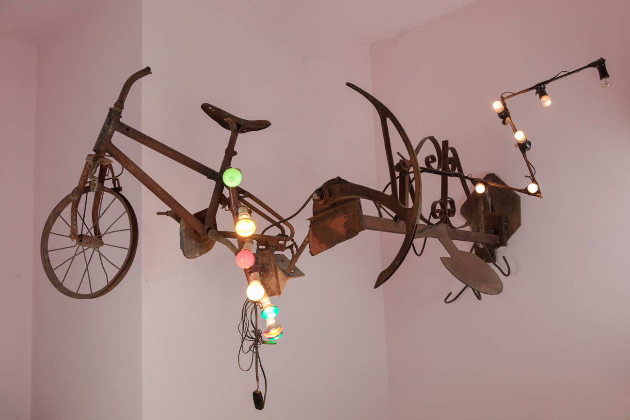 Jean Tinguely
