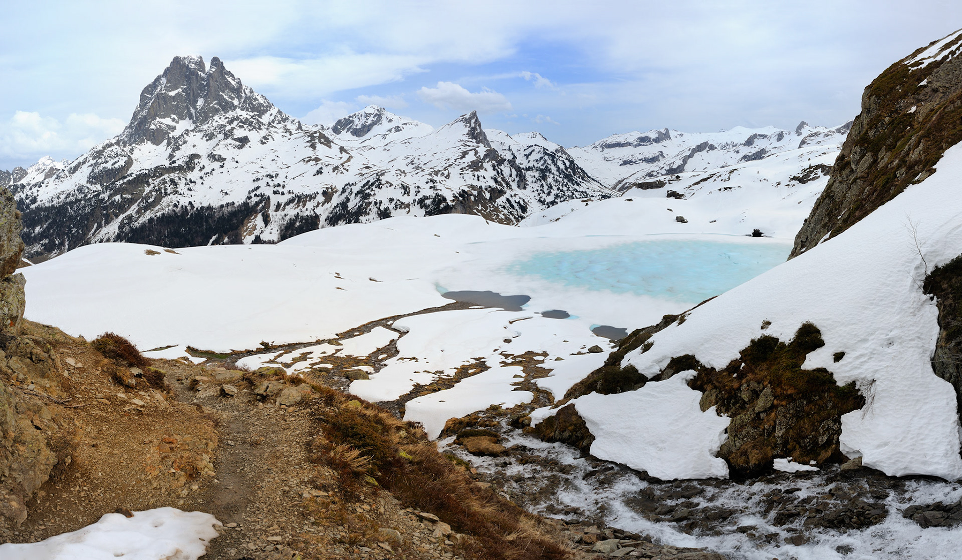 Lac Roumassot &amp; Pic du midi d'Ossau