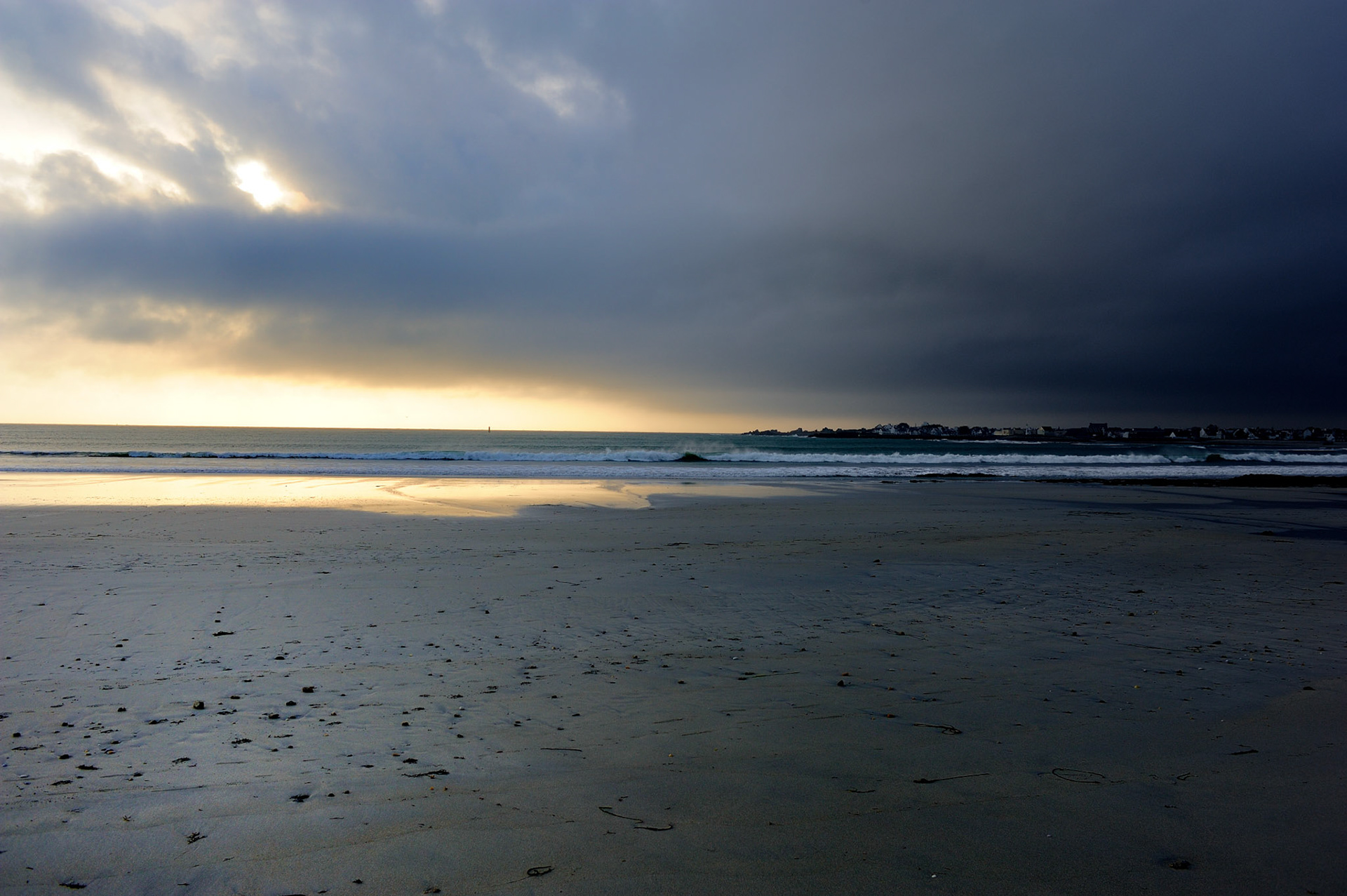 Last Glimmer - Mousterlin