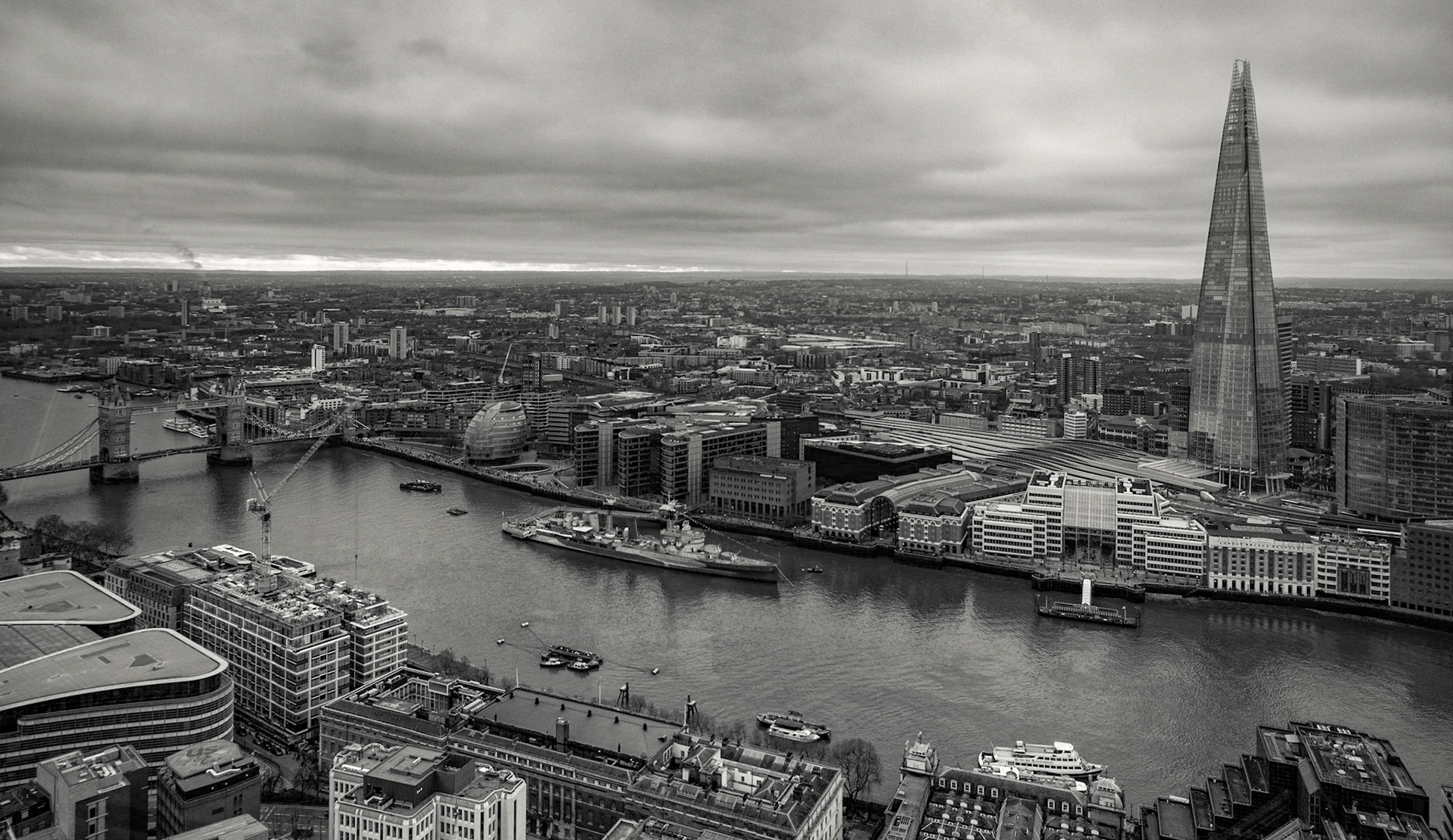 River Thames Skyline, London, UK (UK013)
