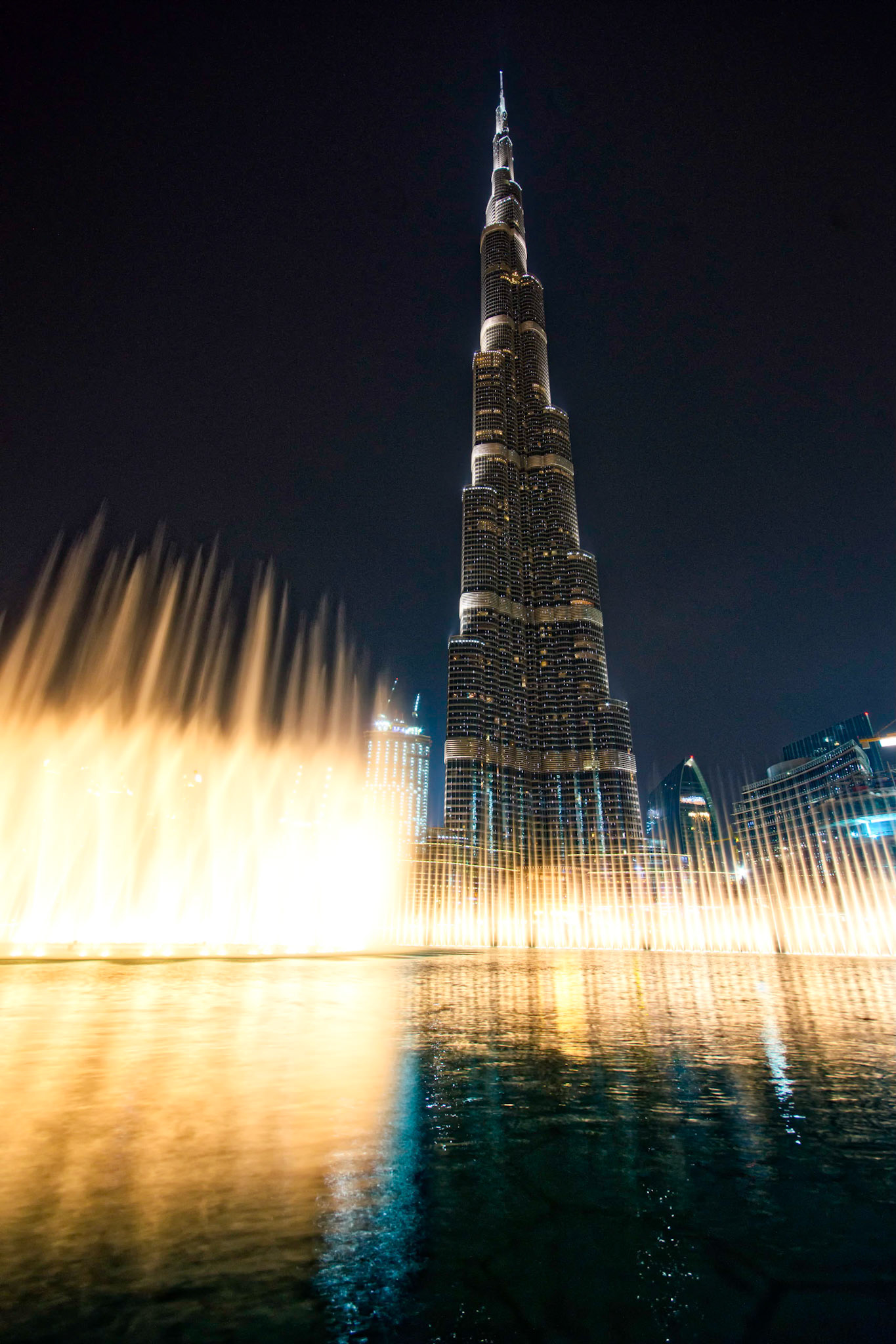 Fountains at the Burj Khalifa, Dubai (RW025)