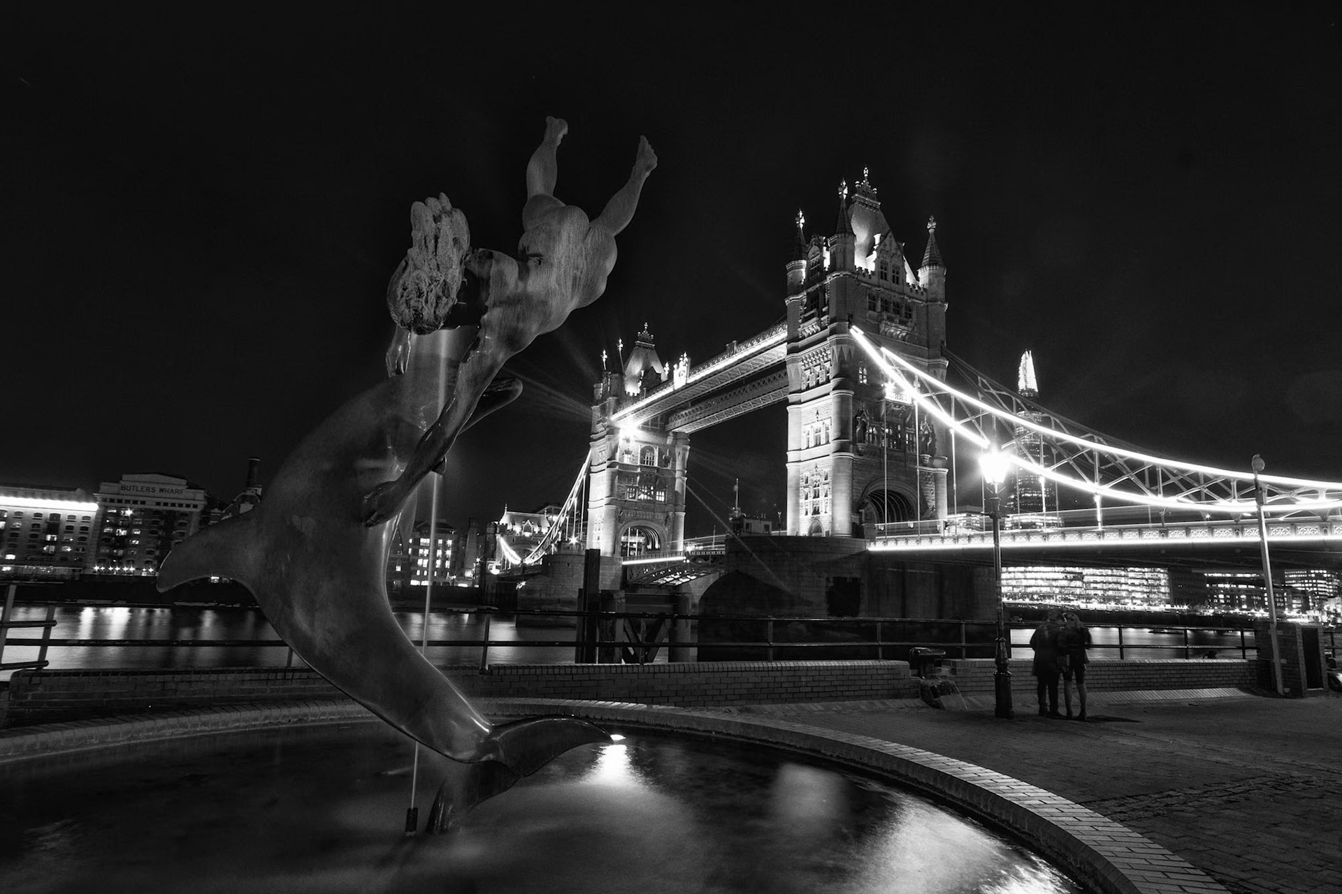 Girl With a Dolphin Statue and Tower Bridge, London, UK (UK011)