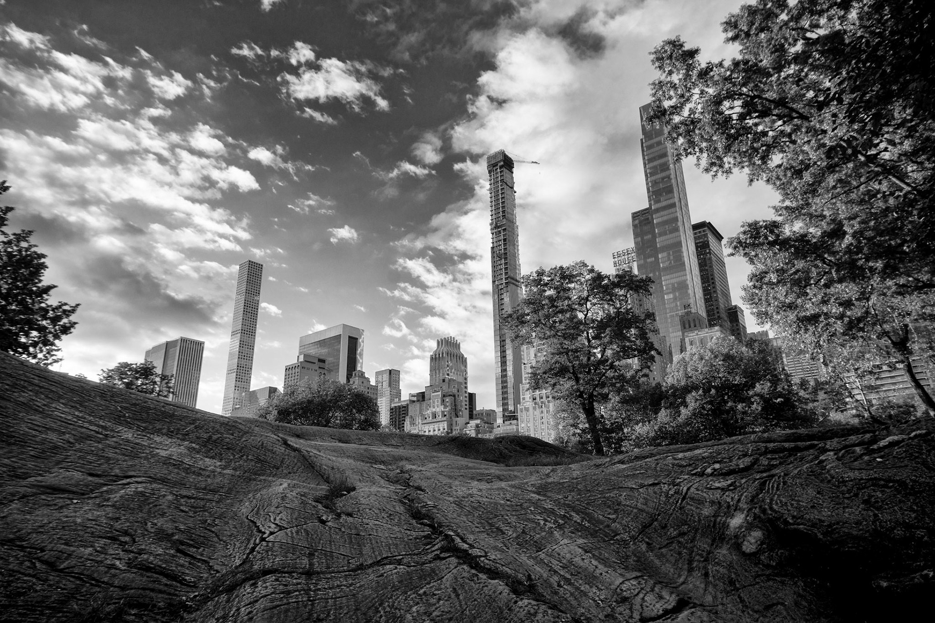 Umpire Rock in Central Park, New York (RW077)