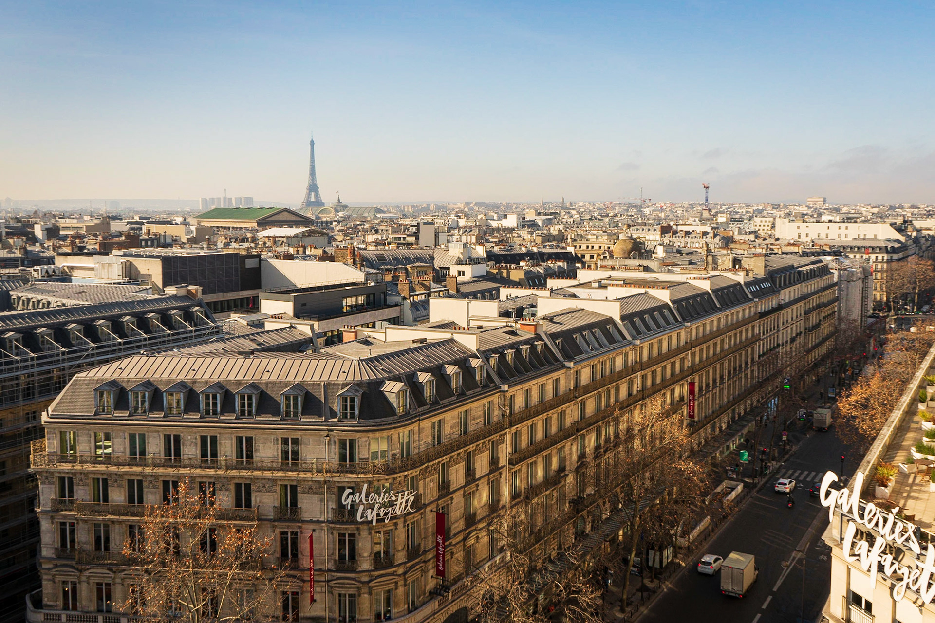 View from the Roof of Galeries Lafayette, Paris, France (EU055)