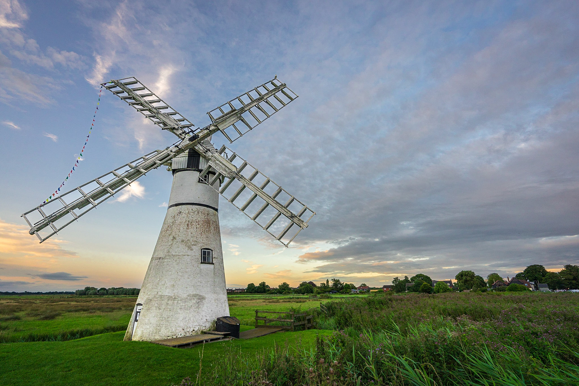 Thurne Mill, Norfolk, UK (UK034)