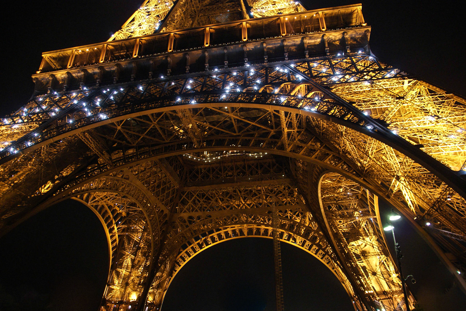 Eiffel Tower, Paris, France (EU001)