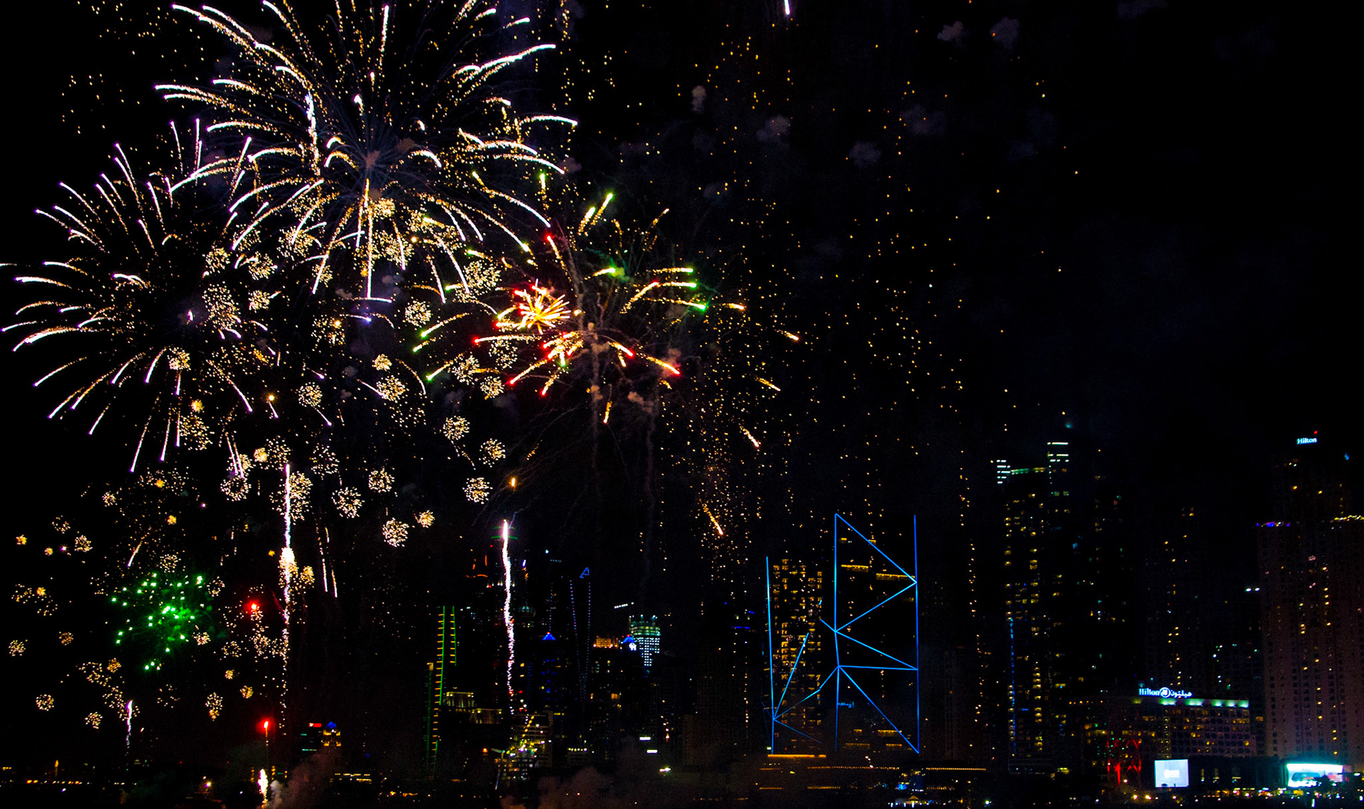 Fireworks over Jumeirah Beach, Dubai (RW050)