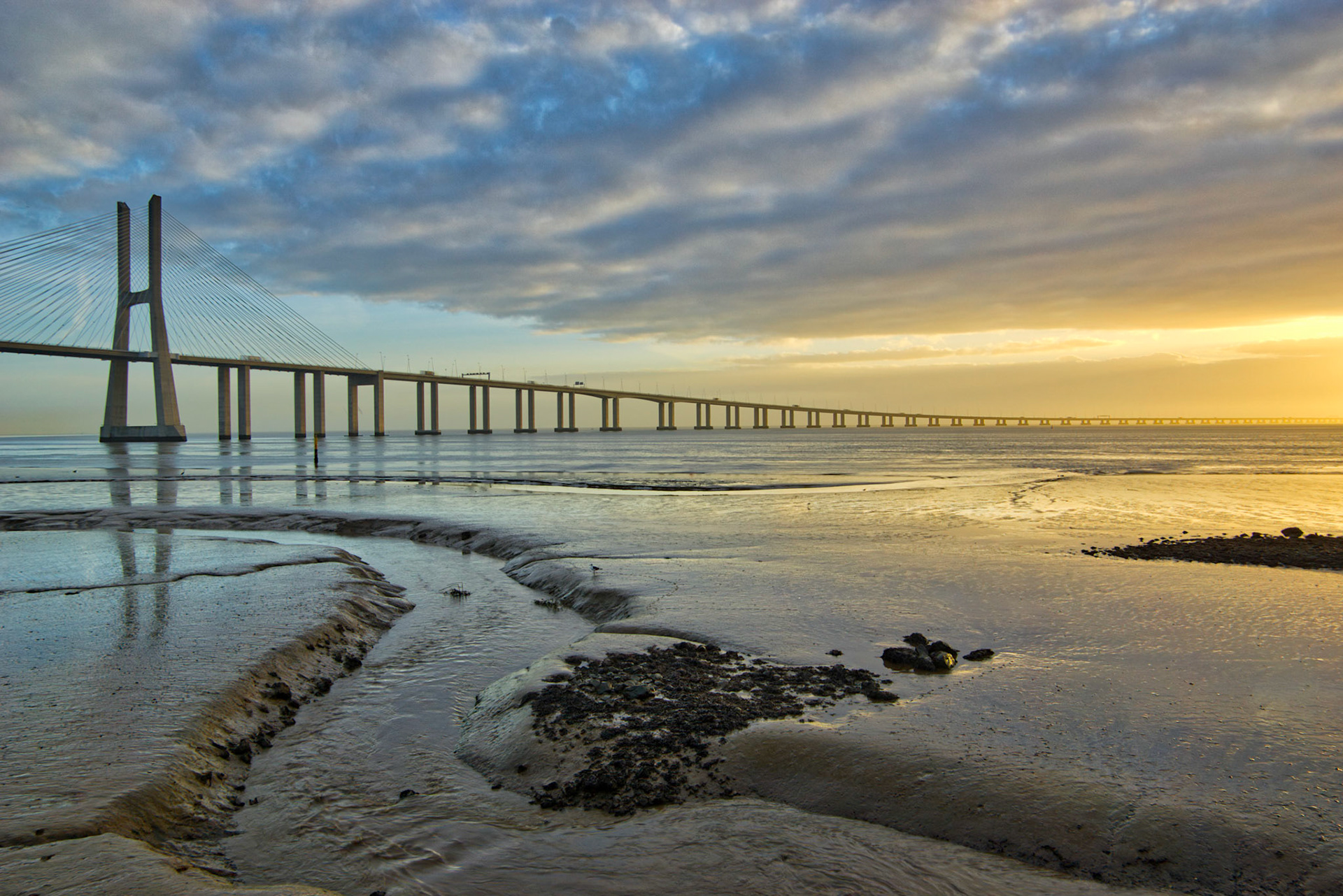 Ponte Vasco da Gama, Lisbon, Portugal (EU037)