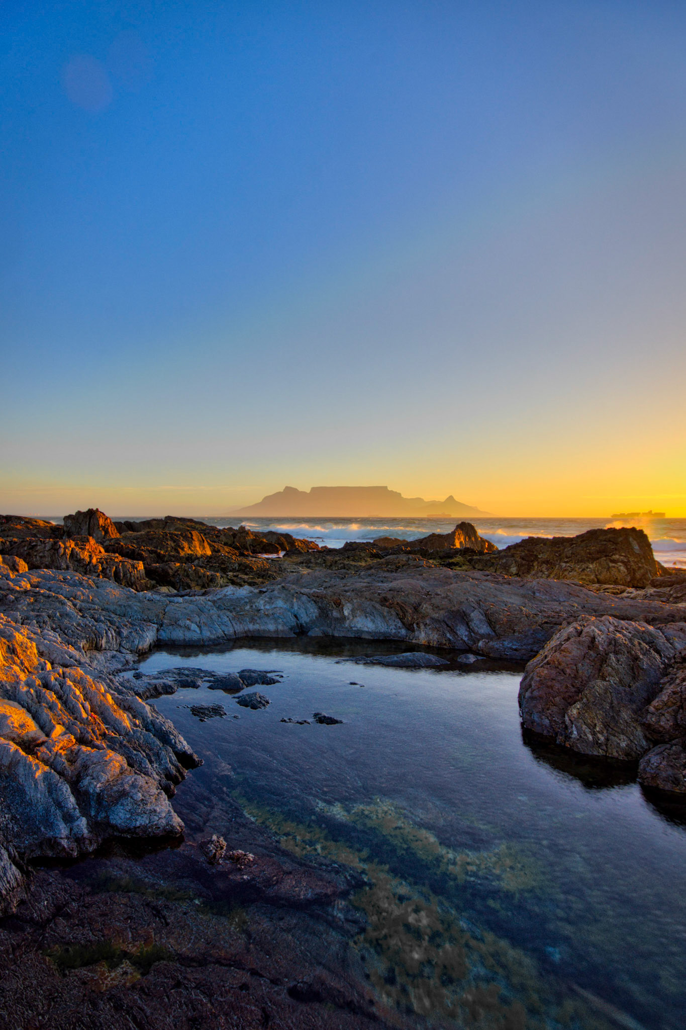 Rock Pool at Bloubergstrand, Cape Town, South Africa (SA052)