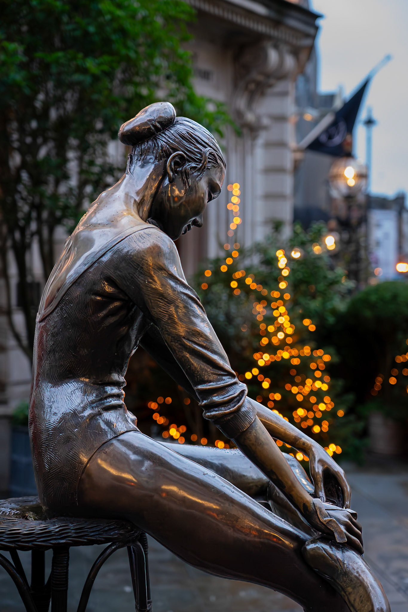 Enzo Plazzotta's "Young Dancer" Sculpture, near Covent Garden, London, UK (UK063)