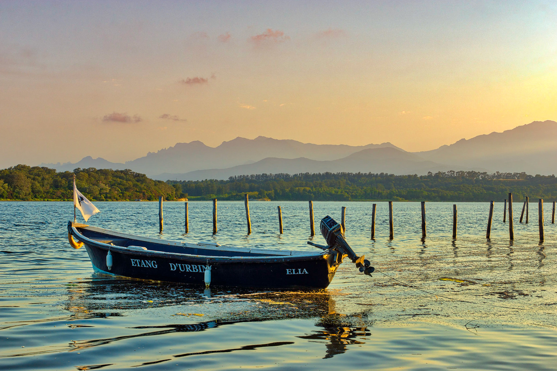 A Boat on Étang d'Urbino, Ghisonaccia, Corsica (EU032)