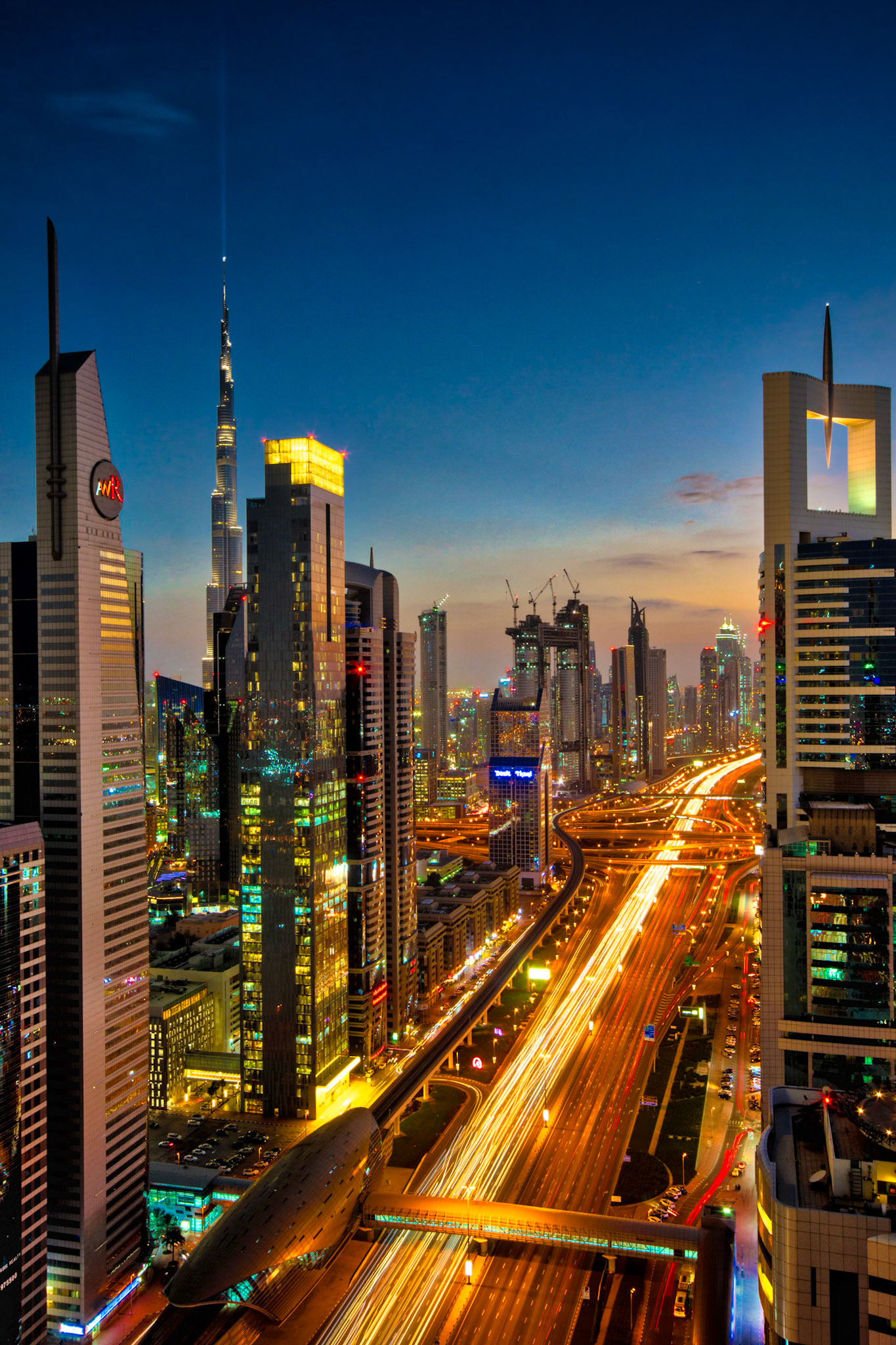 Sheikh Zayed Road and Skyline from the Level 43 Sky Lounge, Dubai (RW047)