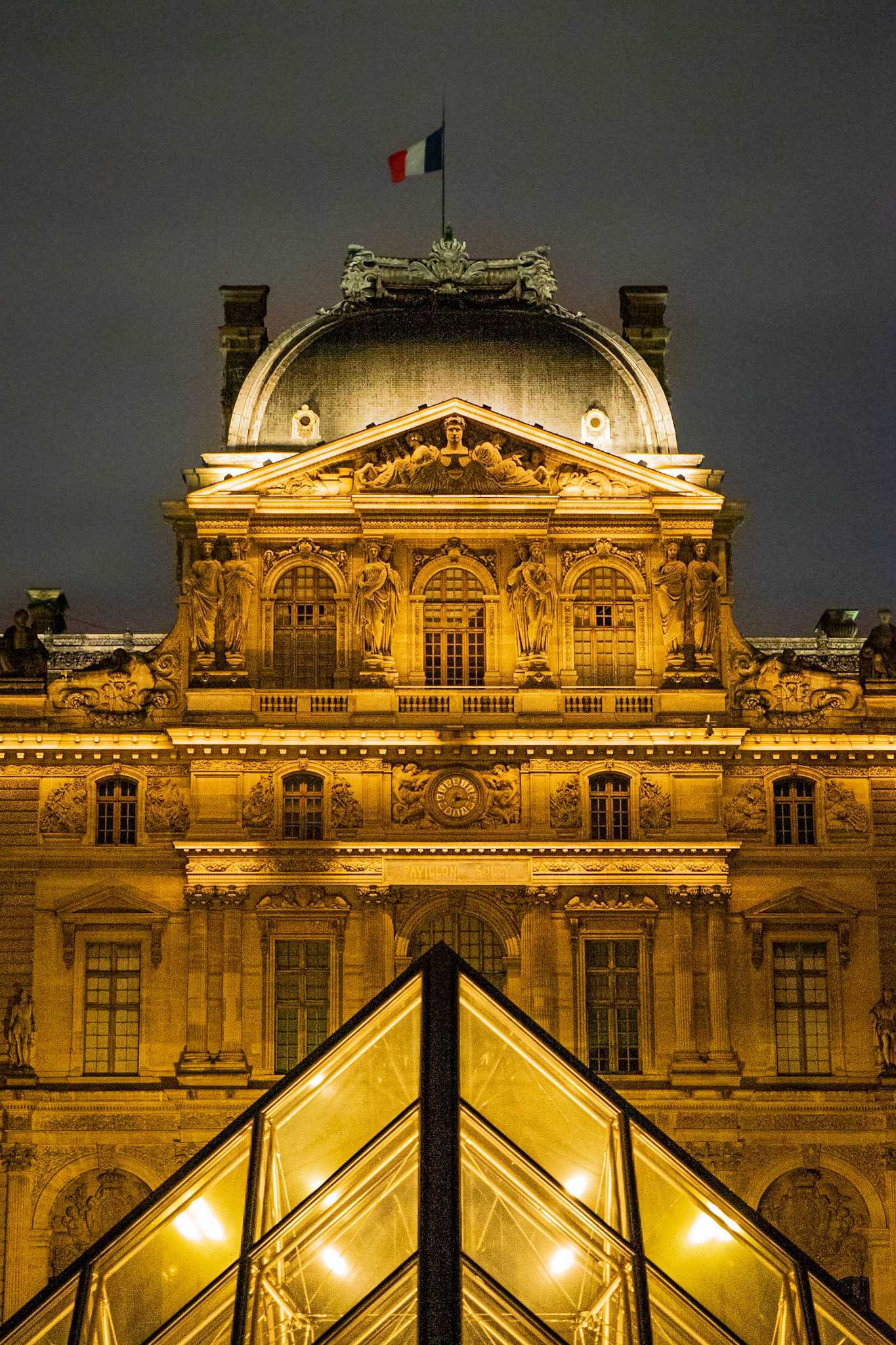 Musée du Louvre, Paris, France (EU054)