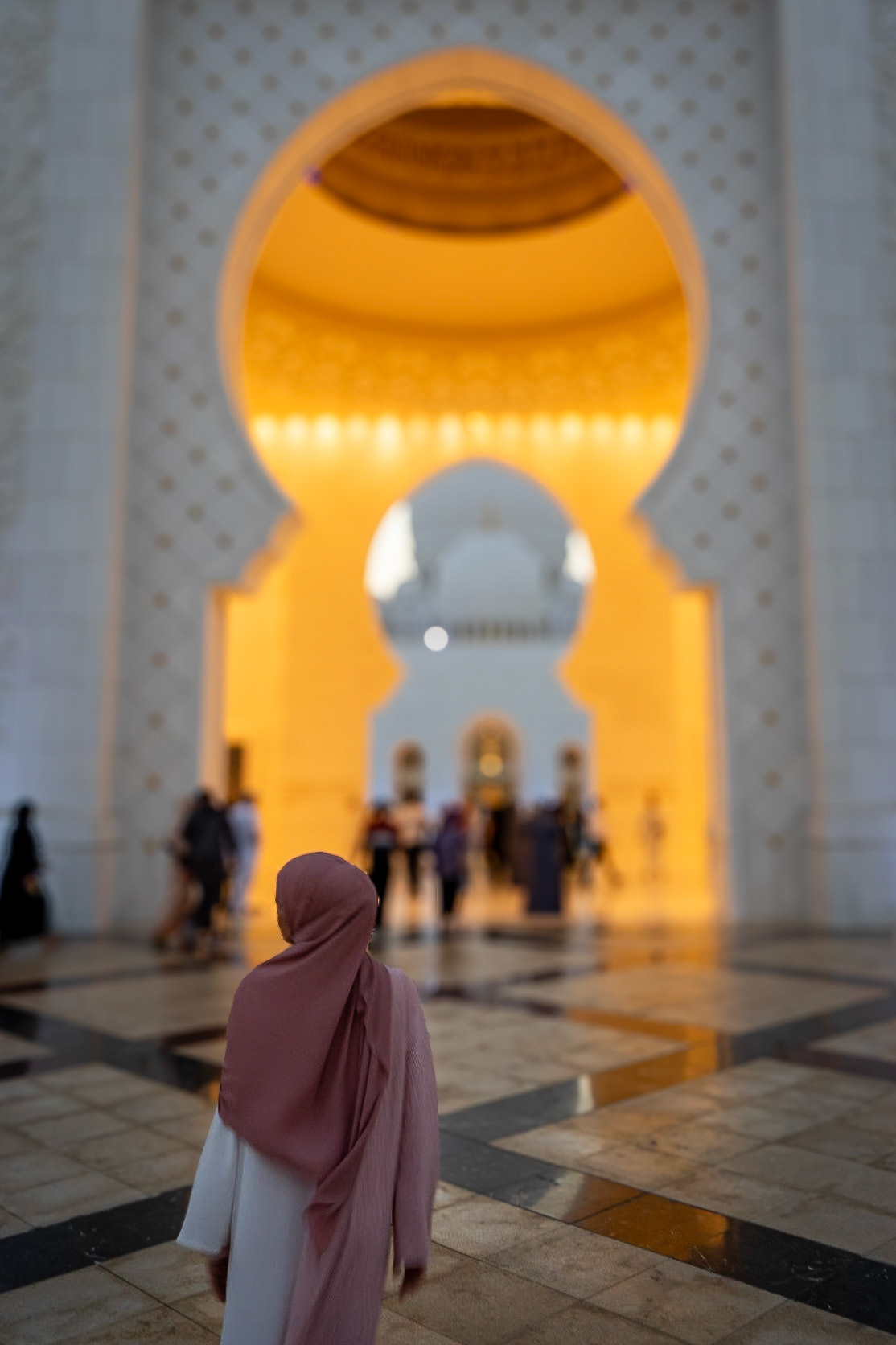 An Entrance to Sheikh Zayed Grand Mosque, Abu Dhabi (RW087)