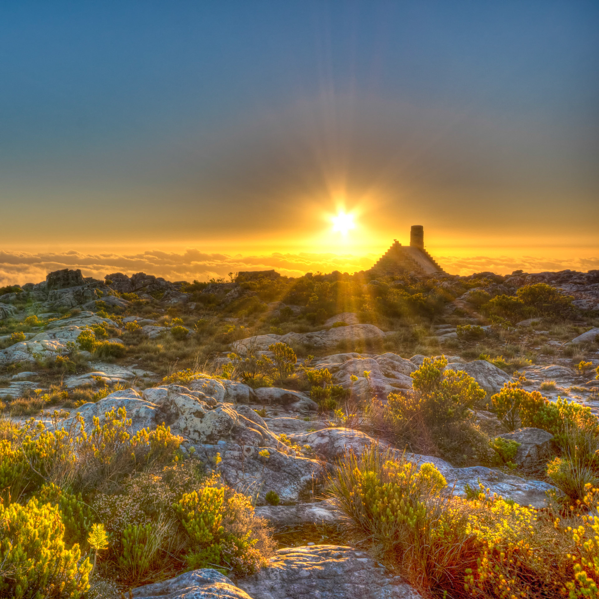 Sunset atop Table Mountain, Cape Town, South Africa (SA015)
