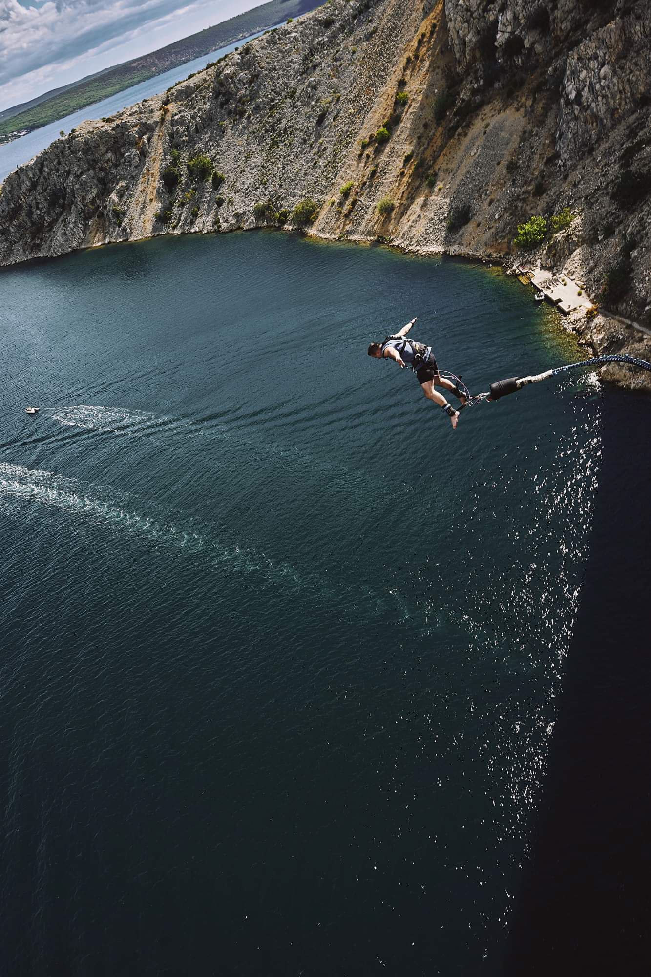 bungee jumping
