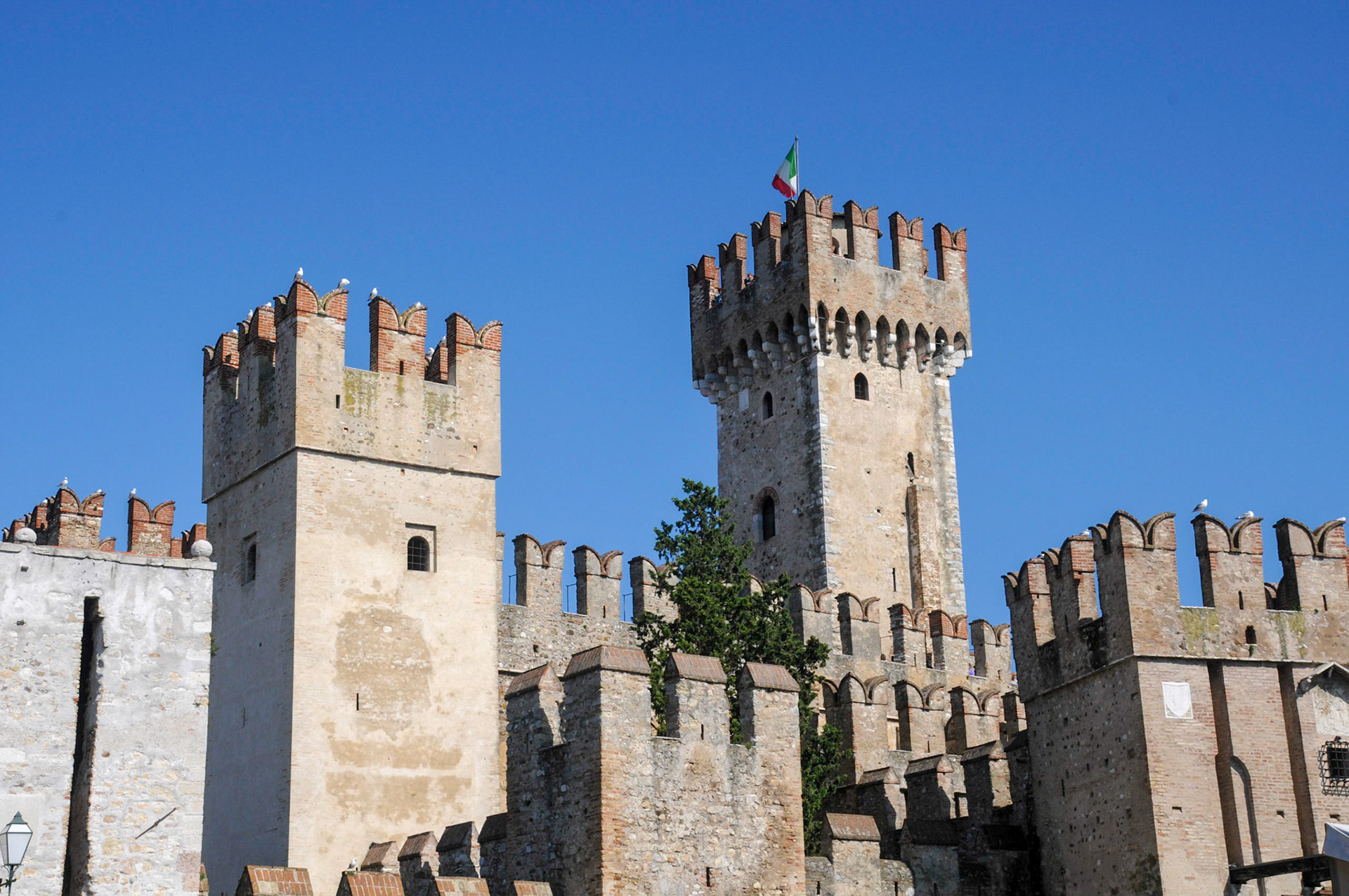 The amazing castle at Sirmione