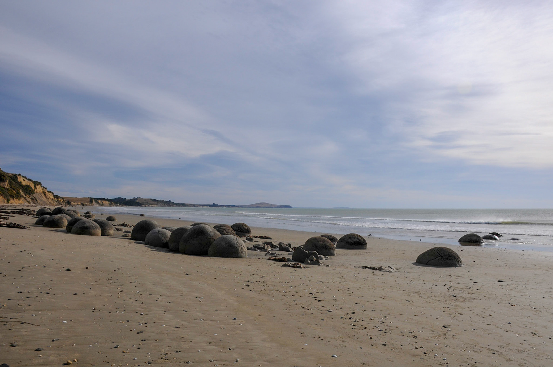 Moeraki boulders